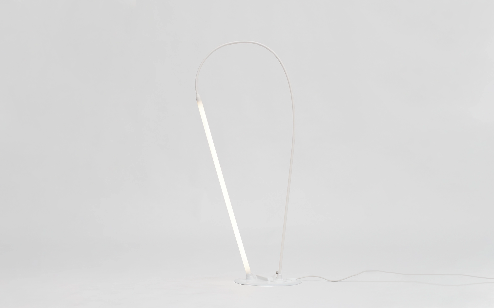 Frozen Bended - Studio Wieki Somers - Table light - Galerie kreo
