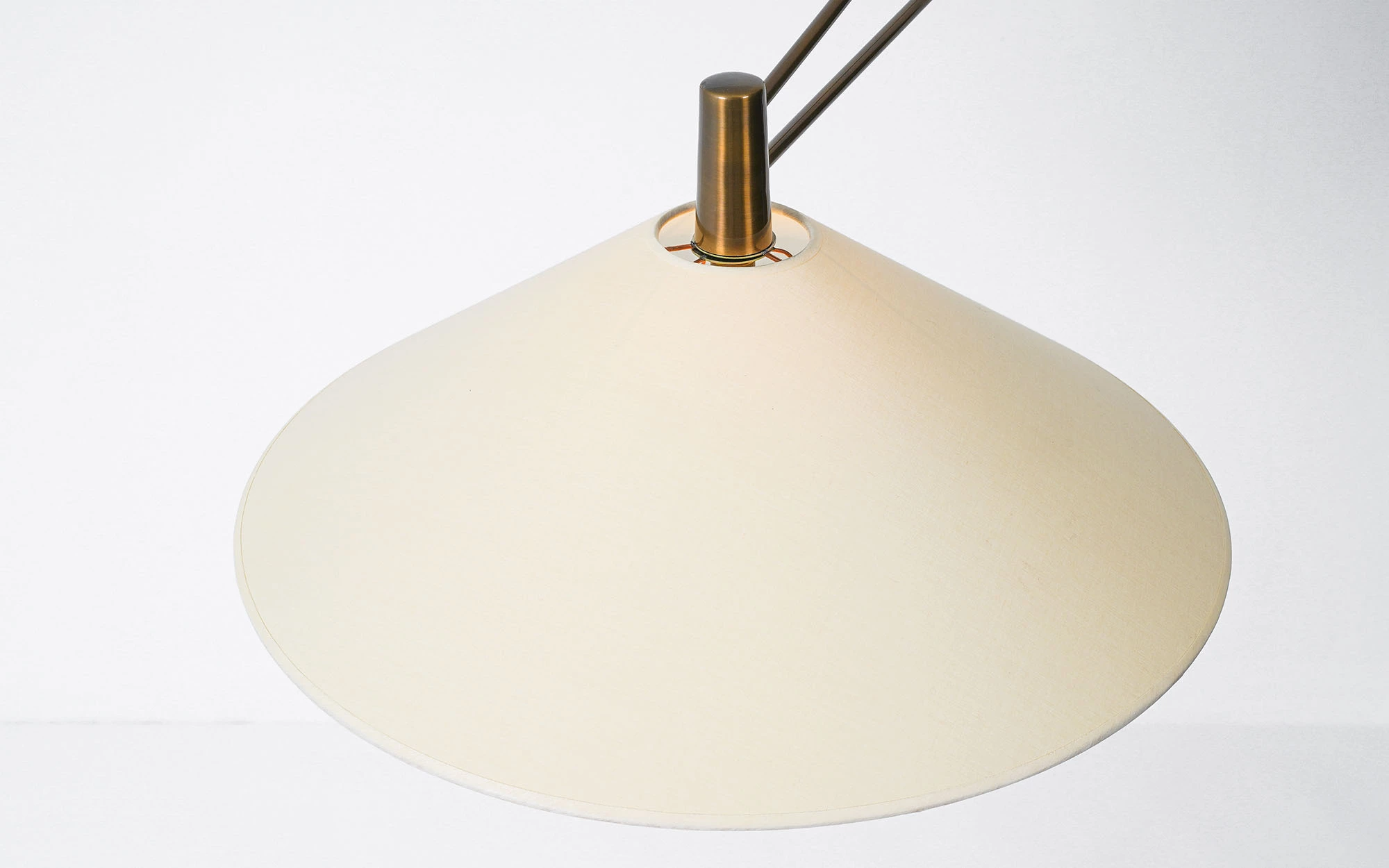 G12 - Pierre Guariche - Wall light - Galerie kreo