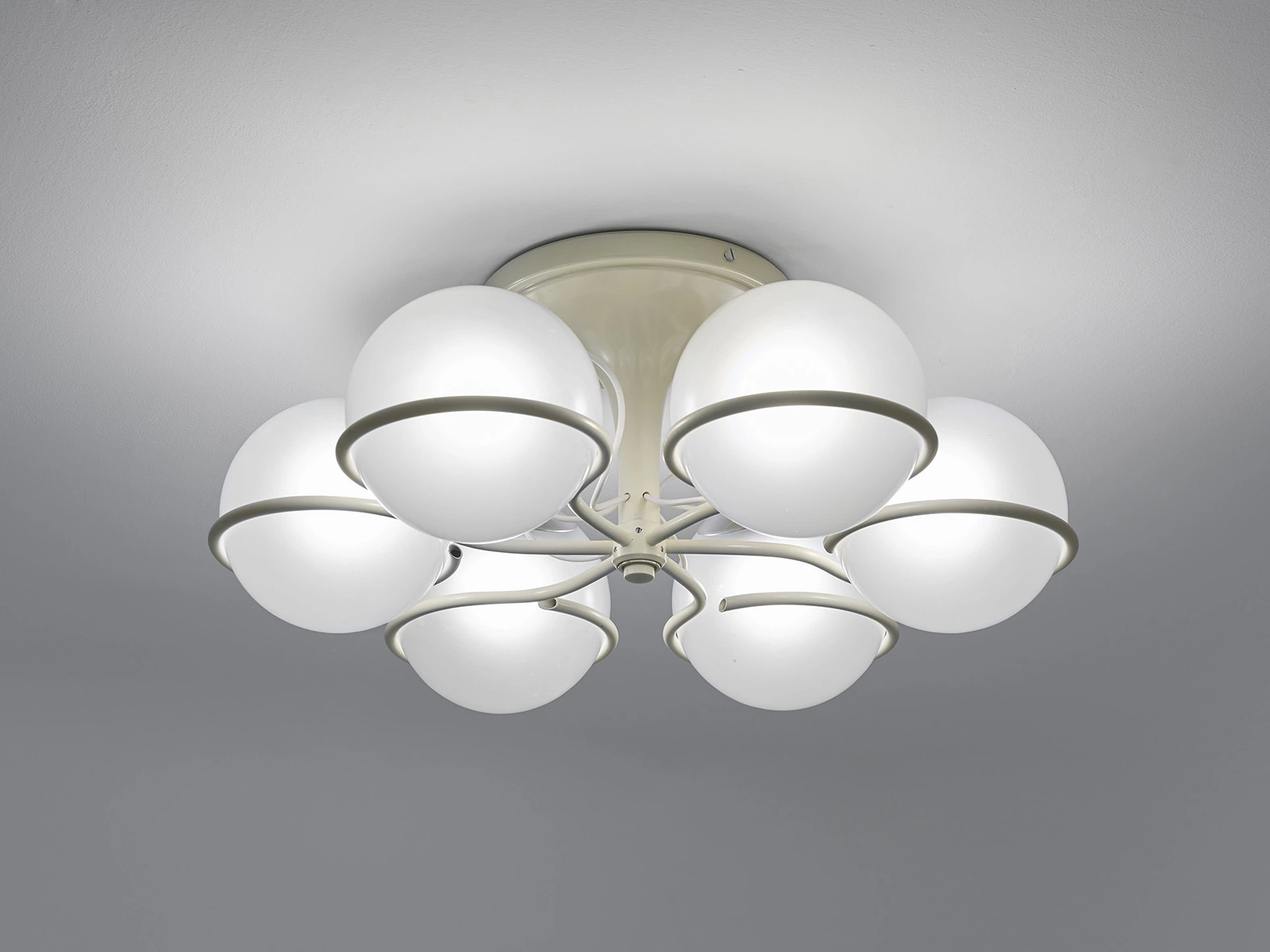 2042/6 - Gino Sarfatti - Ceiling light - Galerie kreo