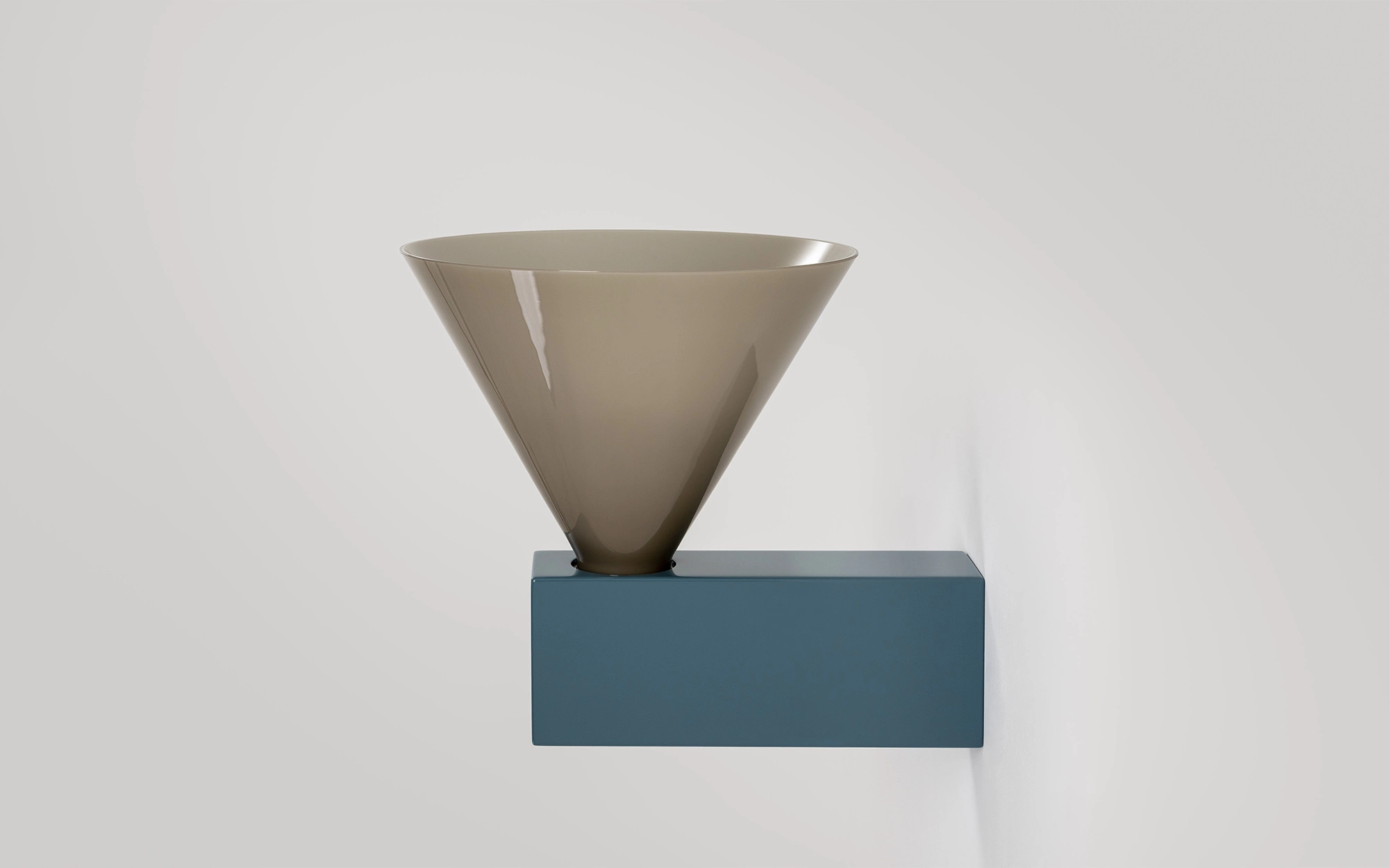 Signal W POLYCHROMATIC - Edward Barber and Jay Osgerby - Wall light - Galerie kreo