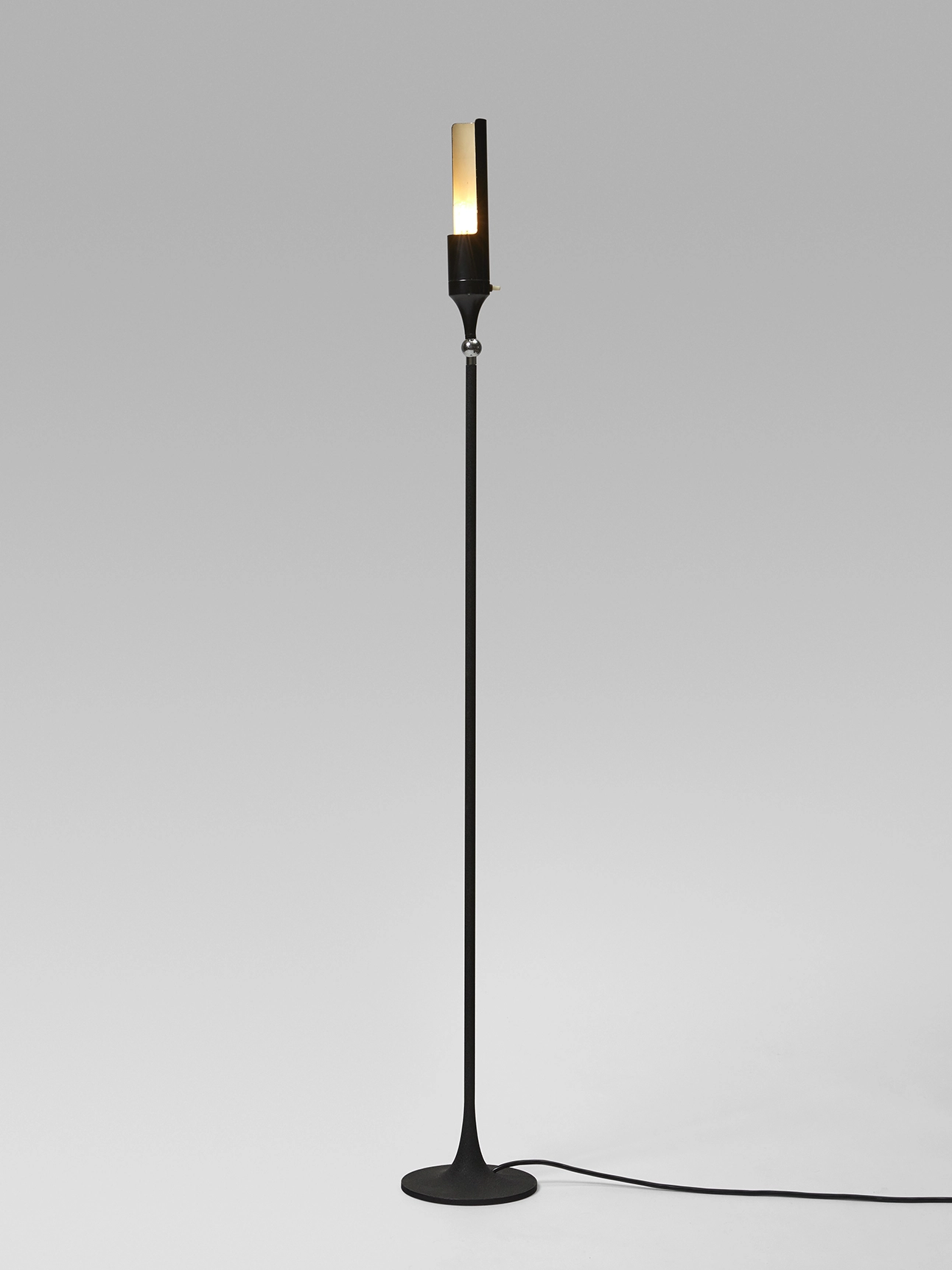 1086 - Gino Sarfatti - Floor light - Galerie kreo