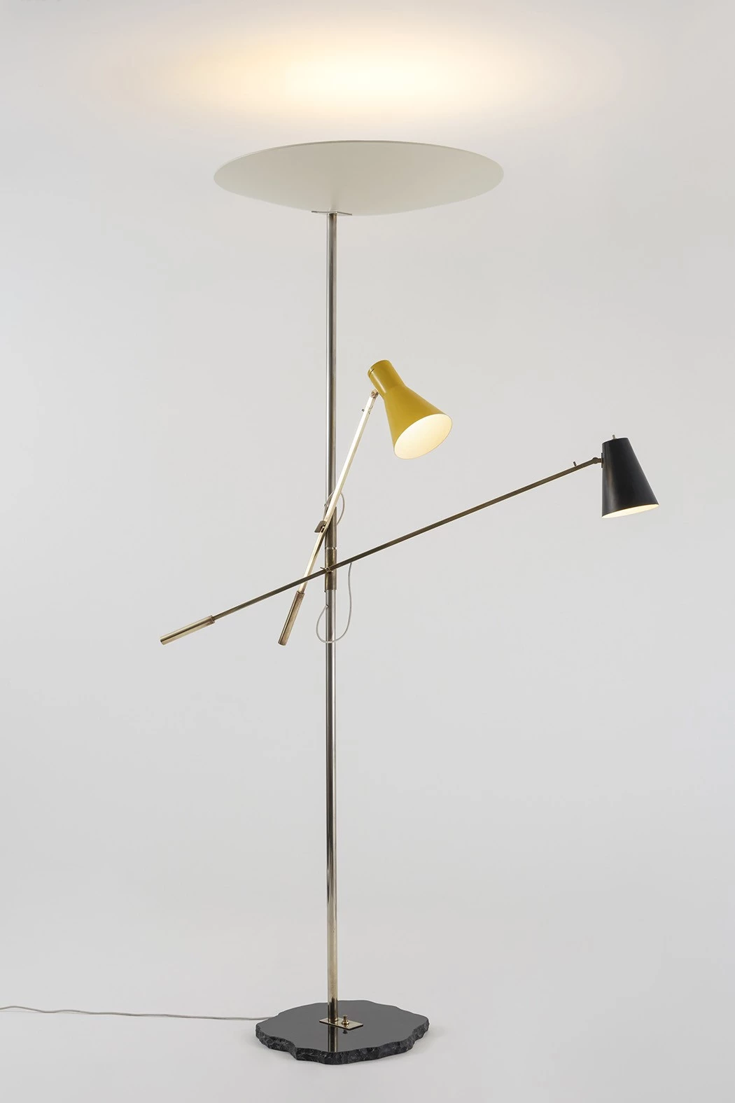 1050/2 - Gino Sarfatti - Floor light - Galerie kreo