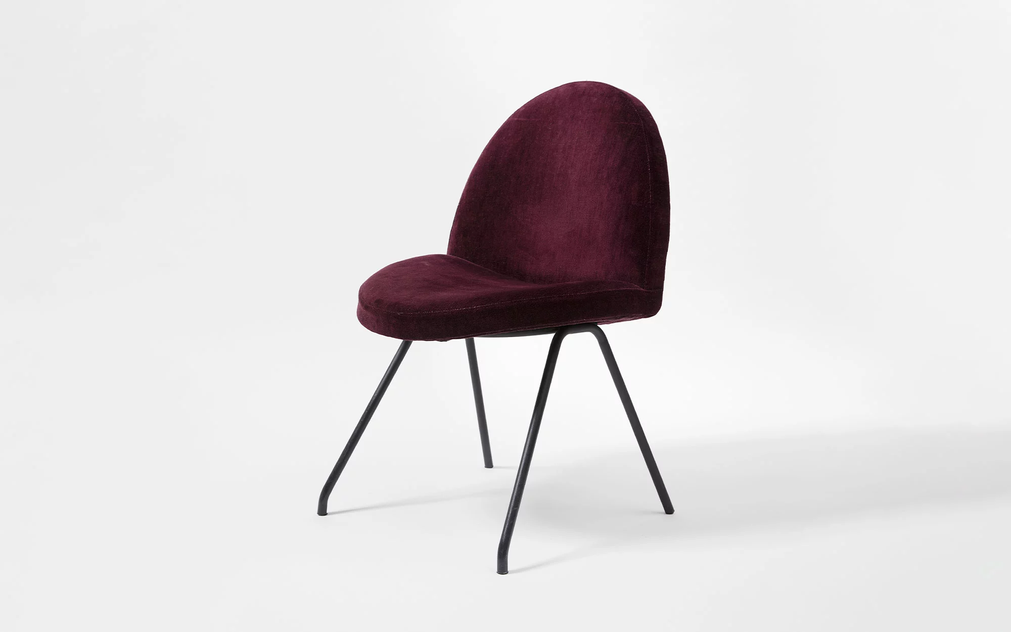 Chair 771 - Joseph-André Motte - Seating - Galerie kreo