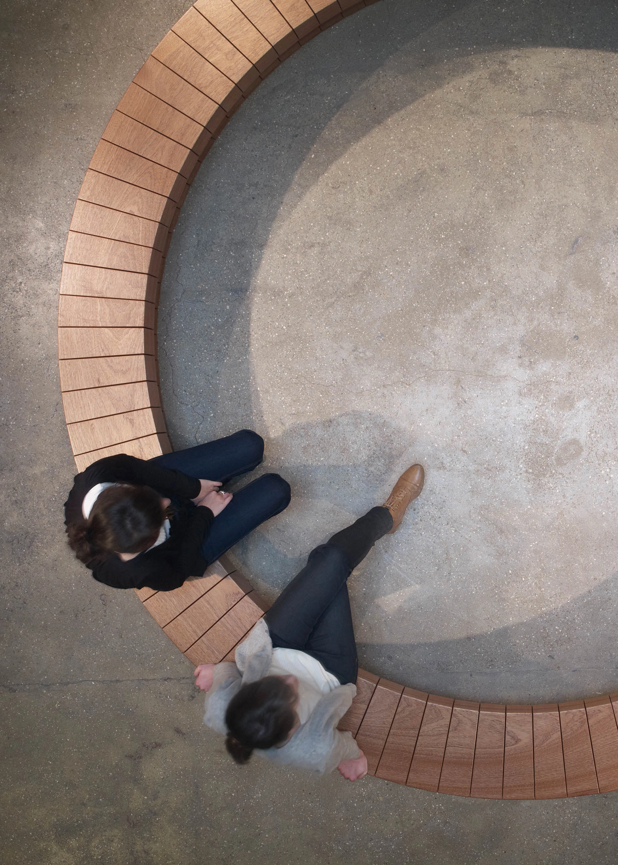 Wood Ring - Chris Kabel - Bench - Galerie kreo