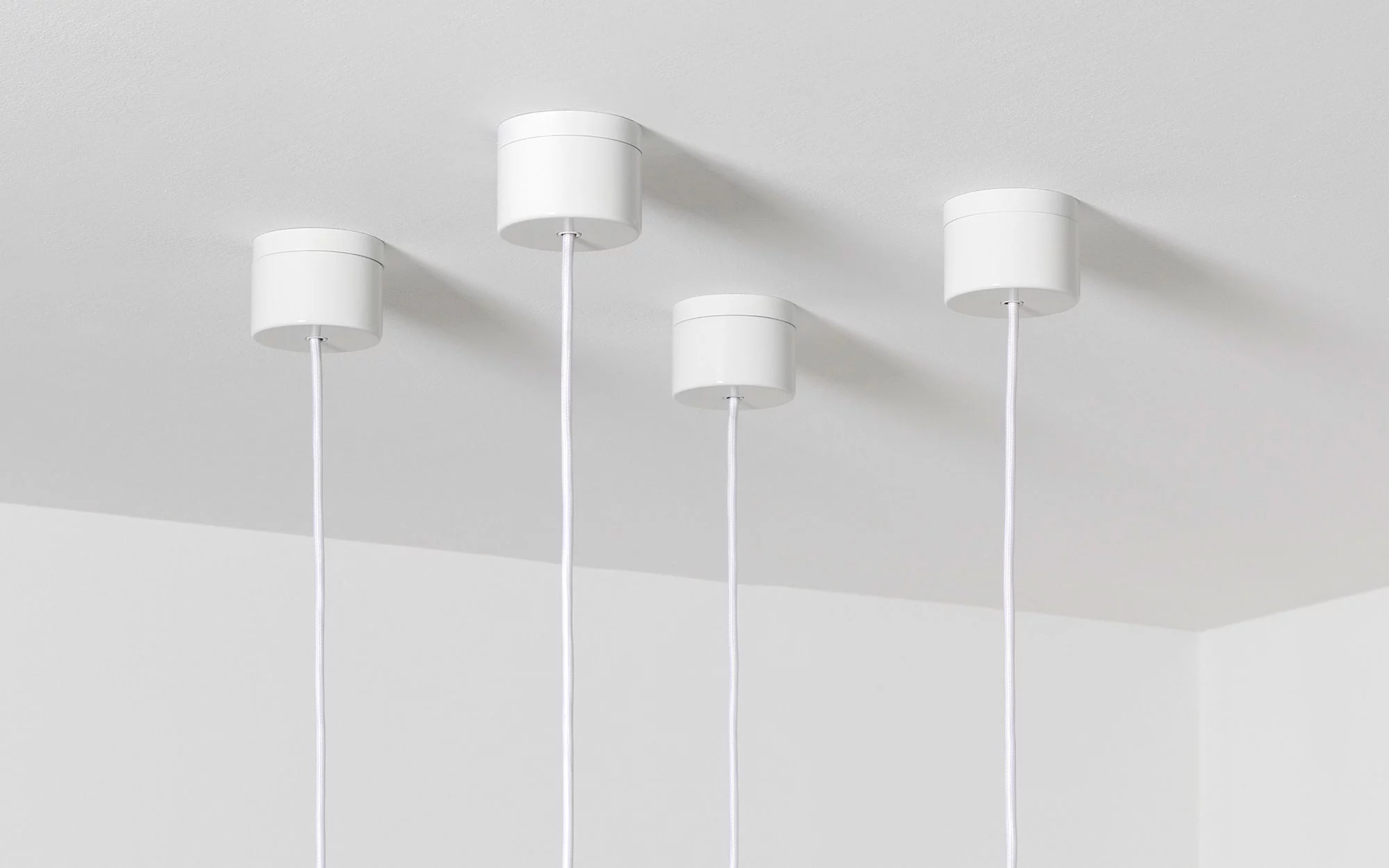 Signal C4S POLYCHROMATIC - Edward and Jay Barber and Osgerby - Pendant light - Galerie kreo