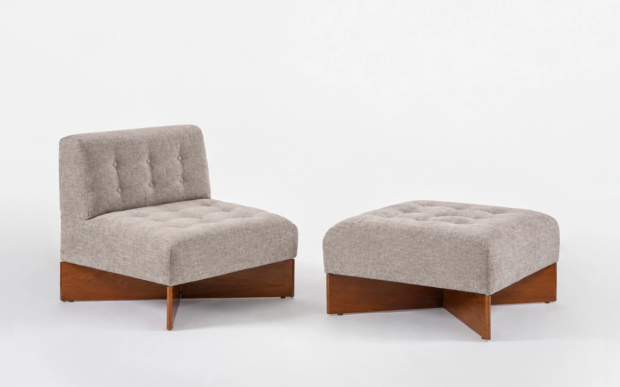 Lounge Chair CA21 Capitole (1 chair et 1 ottoman) - Pierre Guariche - seating - Galerie kreo