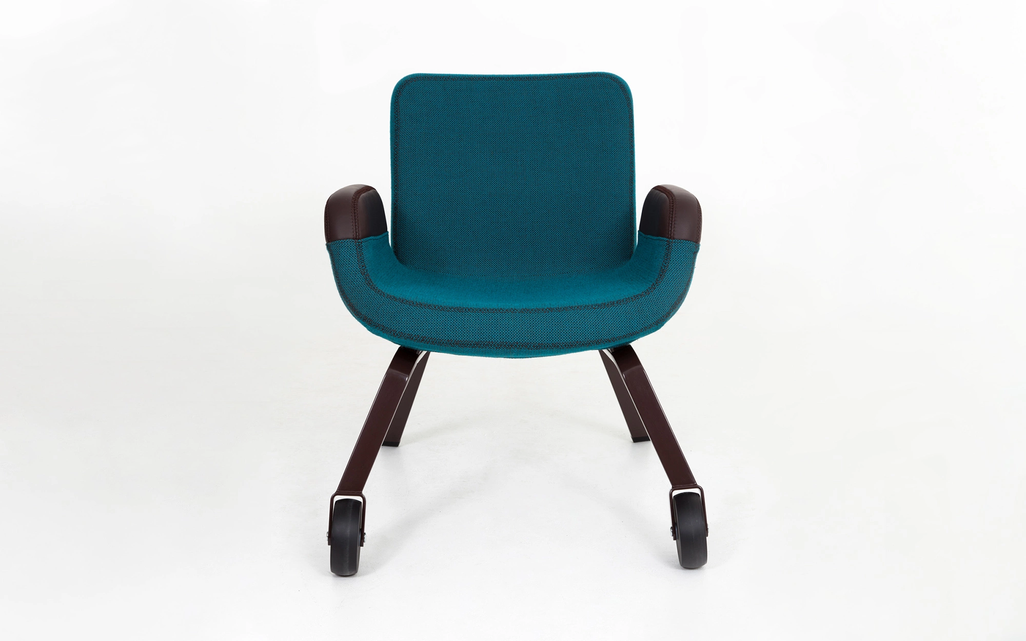 UN Lounge Chair - Hella Jongerius - .