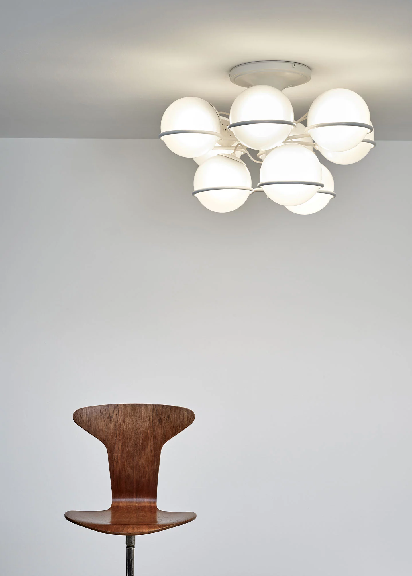 2042/9 (white) - Gino Sarfatti - Ceiling light - Galerie kreo