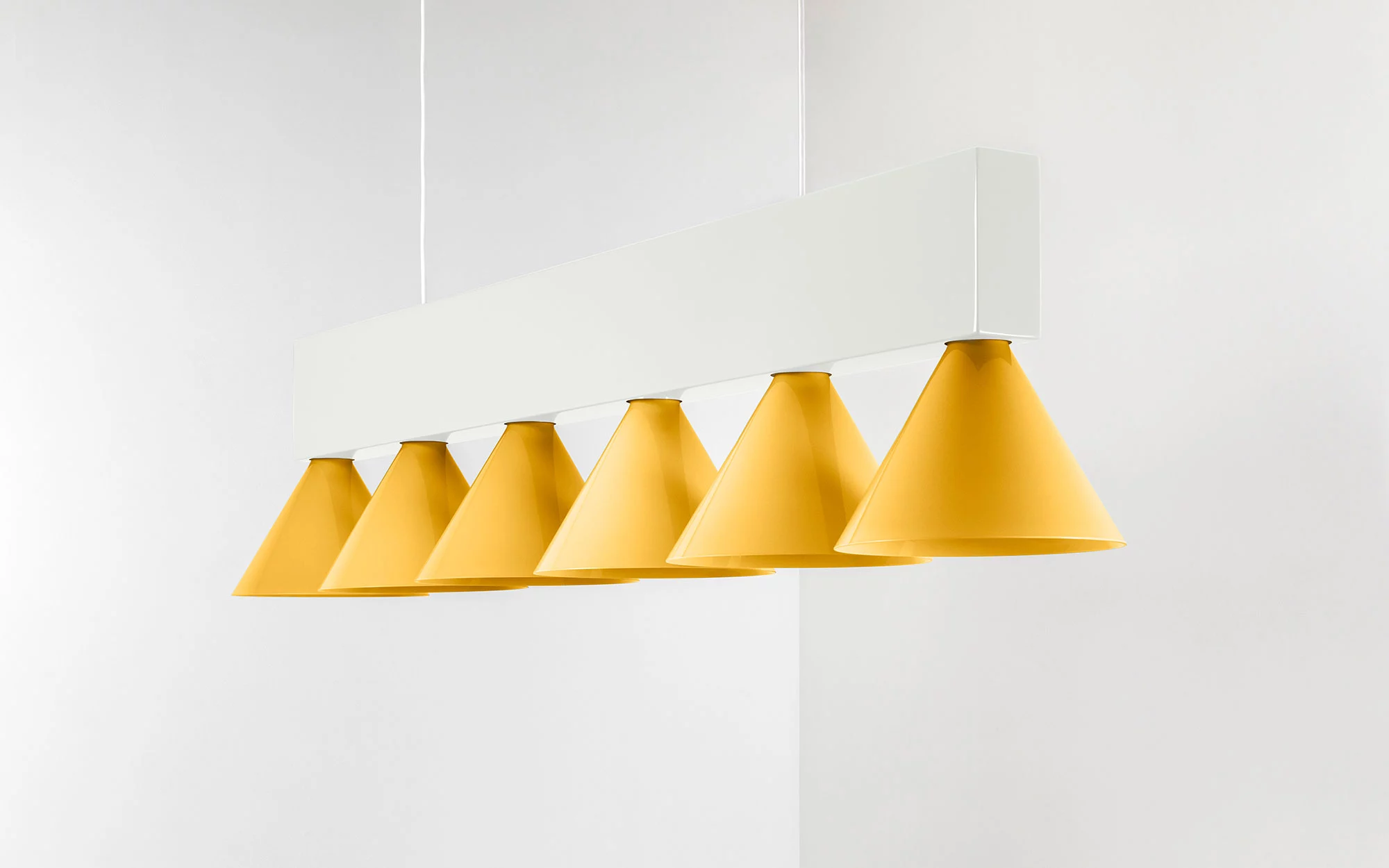 Signal C6 POLYCHROMATIC - Edward Barber and Jay Osgerby - Pendant light - Galerie kreo