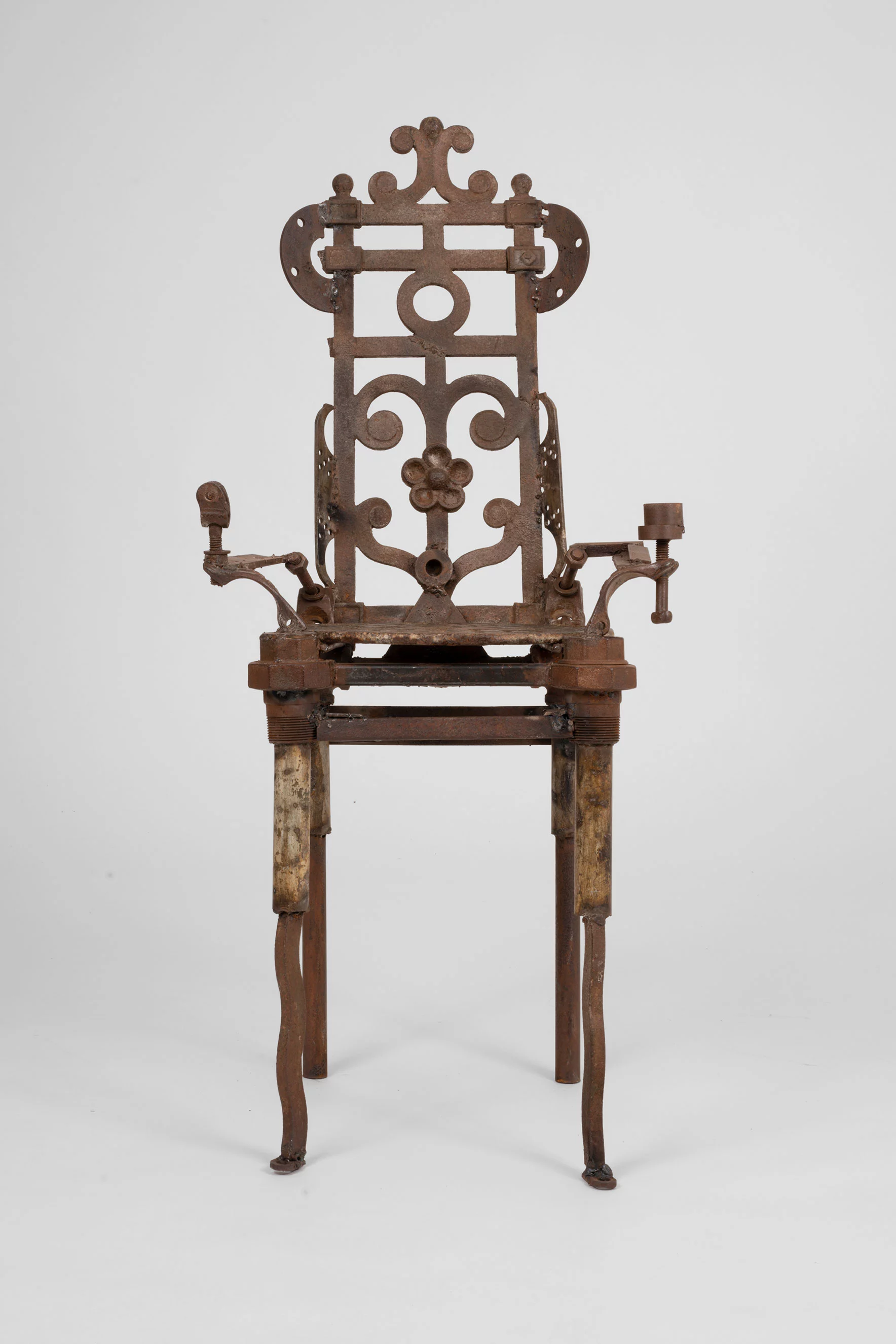 Chair King - Tom Dixon - Seating - Galerie kreo