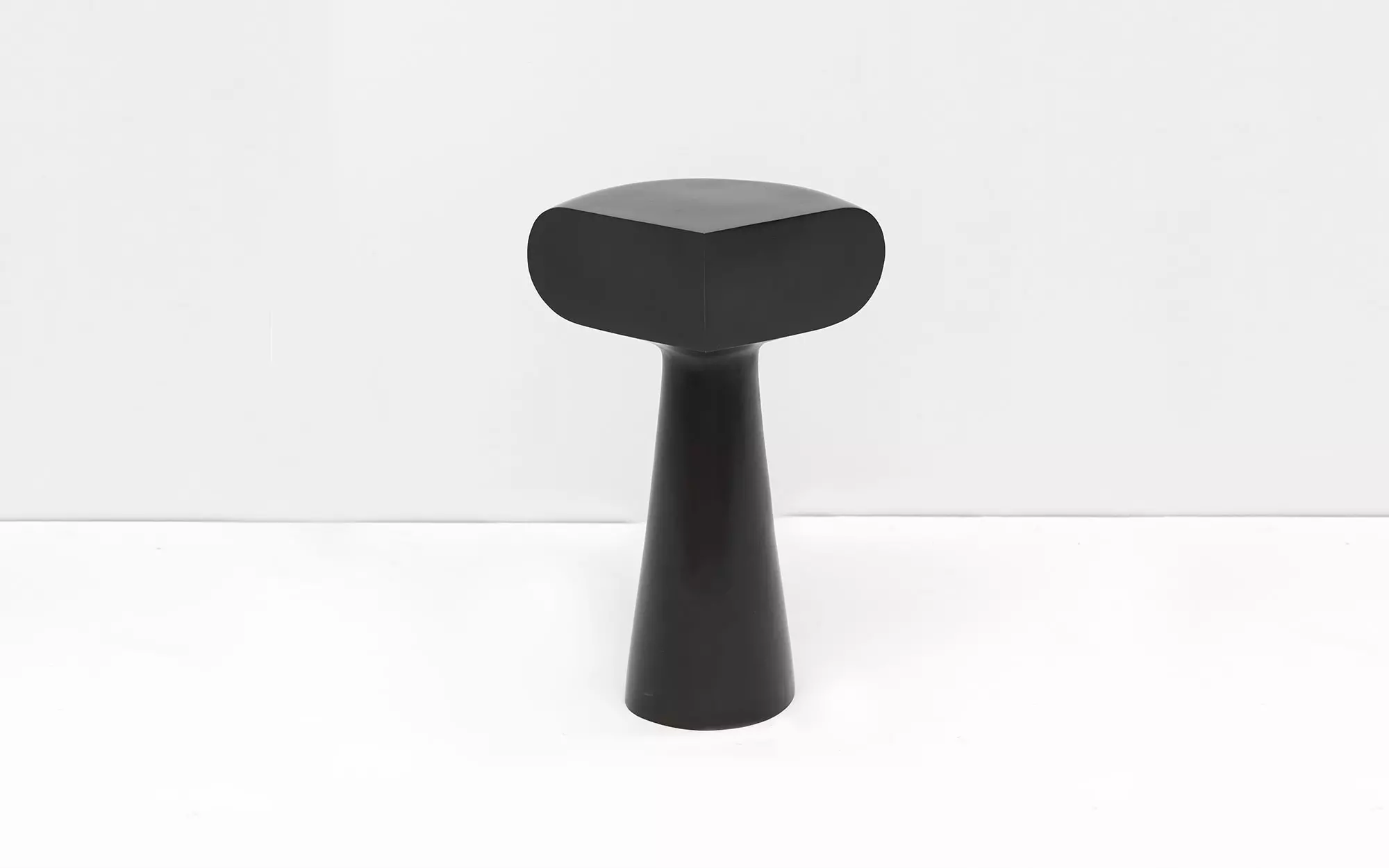 Stool #07 - Guillaume Bardet - Side table - Galerie kreo