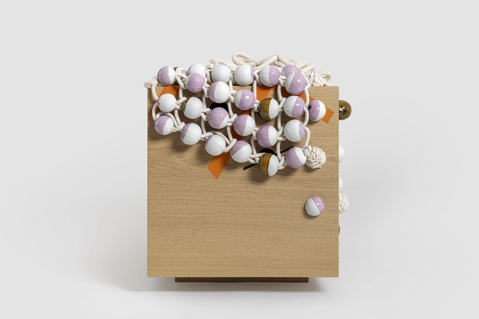 Beads B - Hella Jongerius - Bench - Galerie kreo