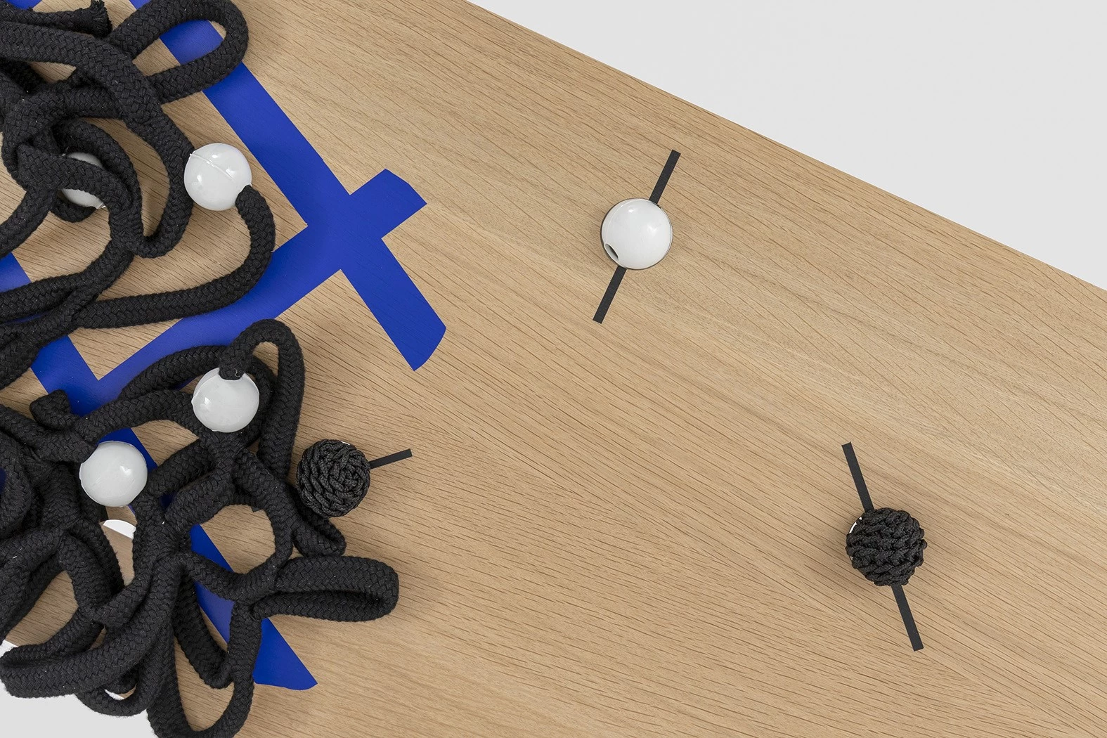 Beads C - Hella Jongerius - Console - Galerie kreo