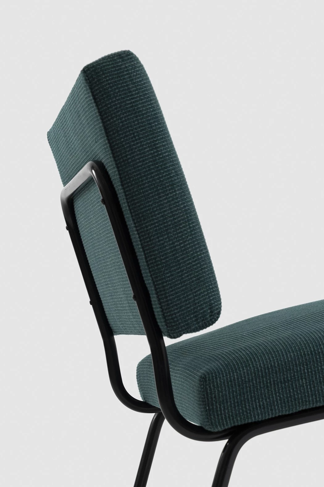 Low Chair - Florence Knoll - Seating - Galerie kreo