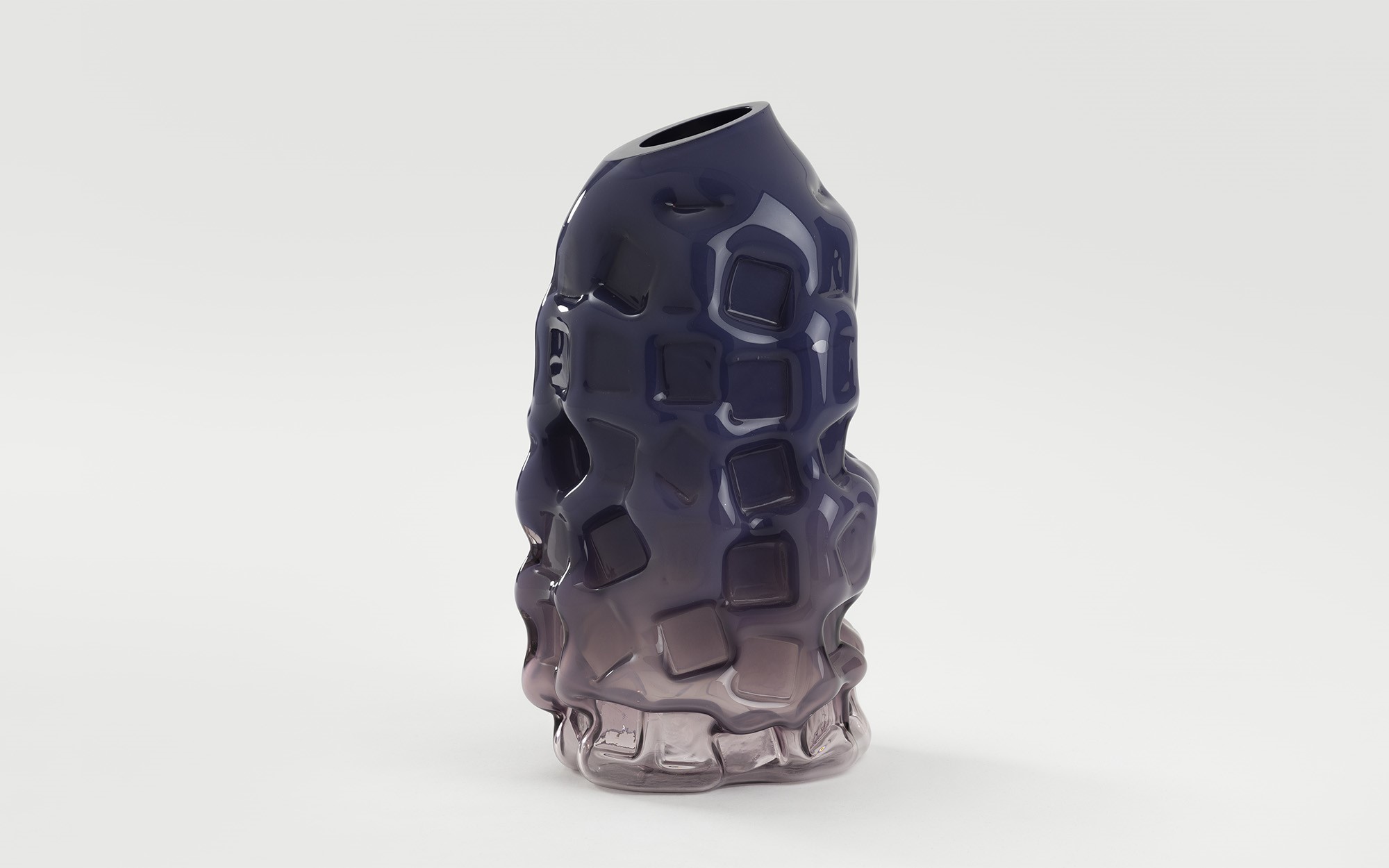 Solid Air, Liquid Colour  - Tejo Remy - .