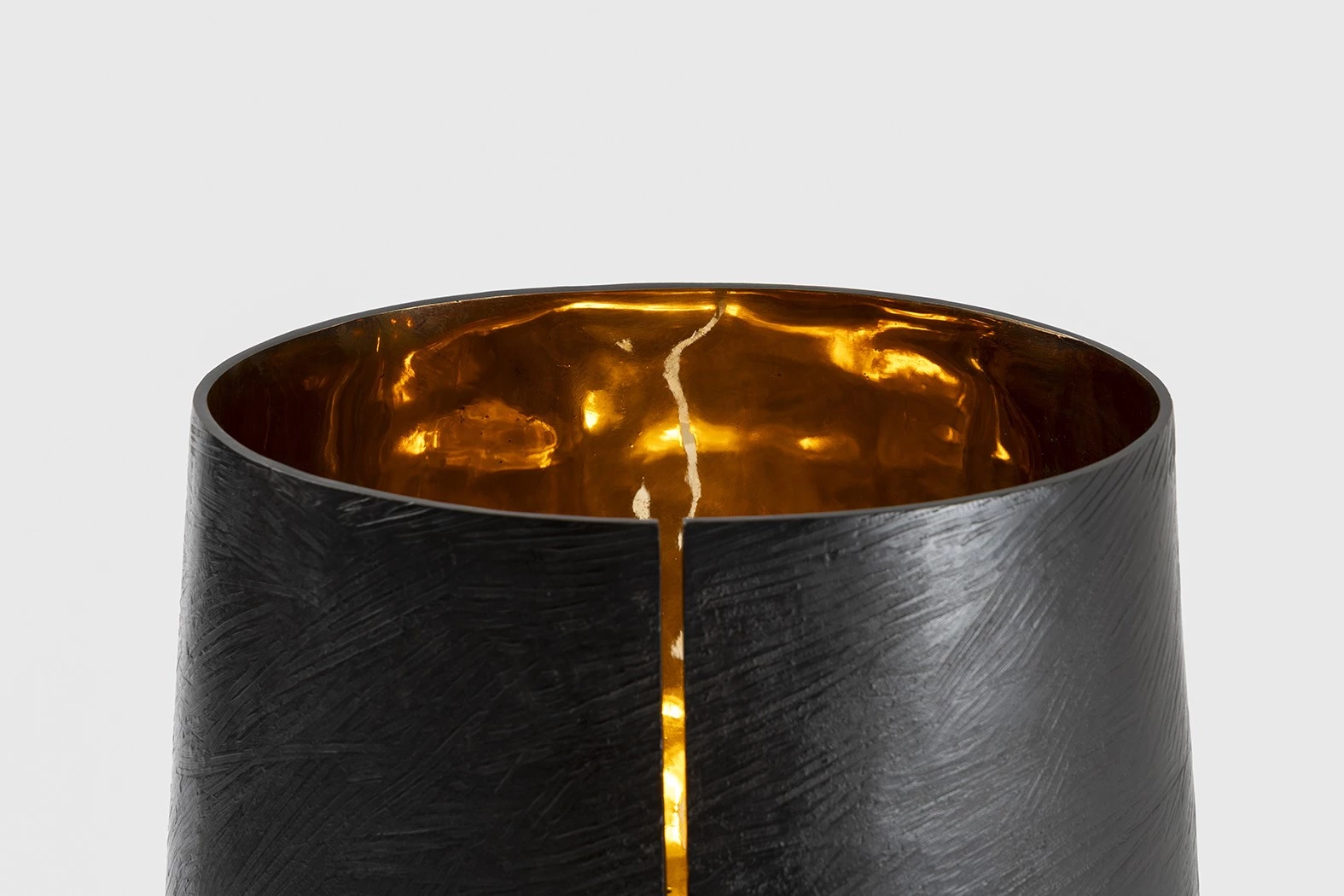 Amphora II - Guillaume Bardet - Table light - Galerie kreo