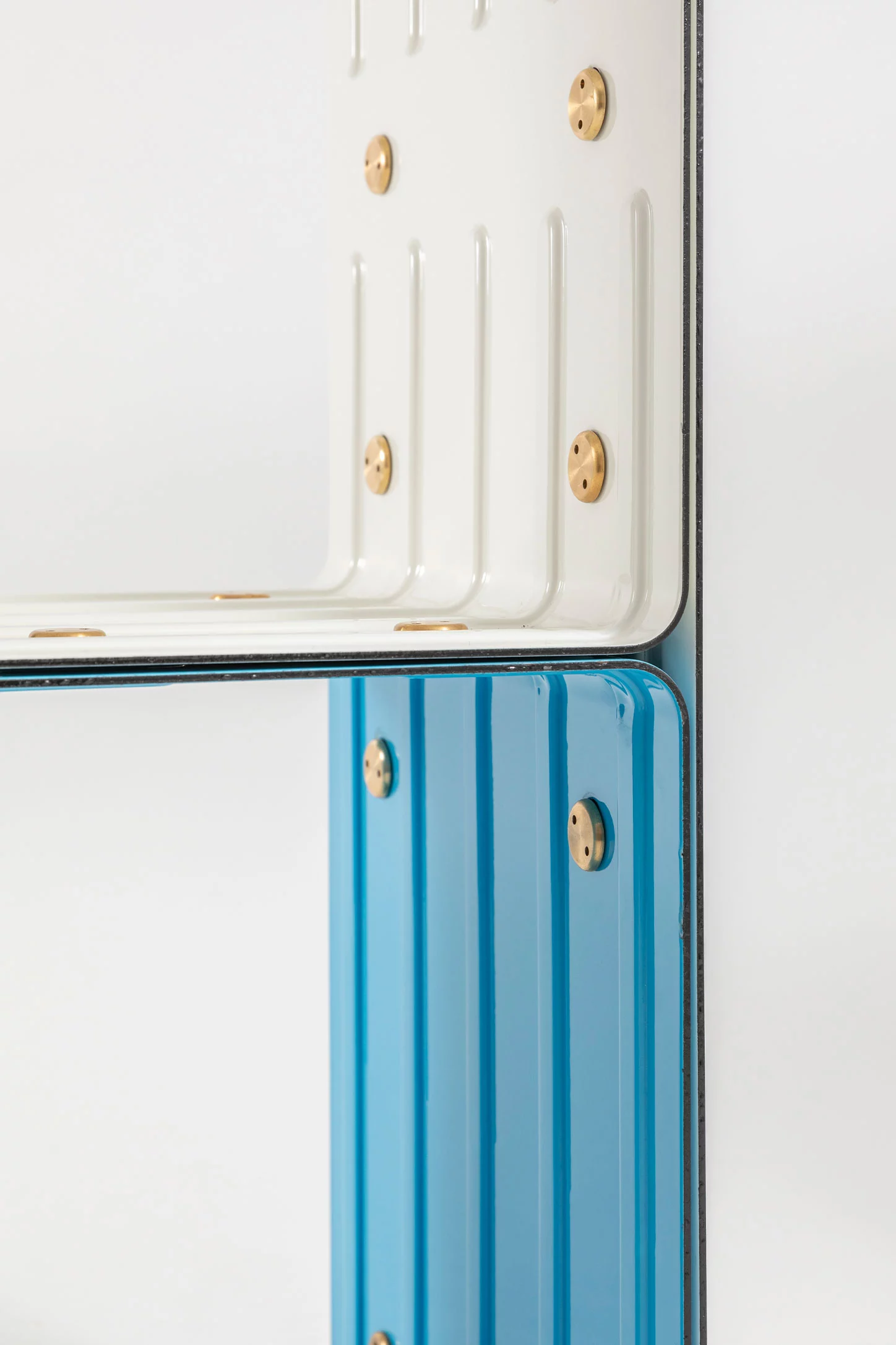 Quobus 1,3,6 two-colored - Marc Newson - Bookshelf - Galerie kreo