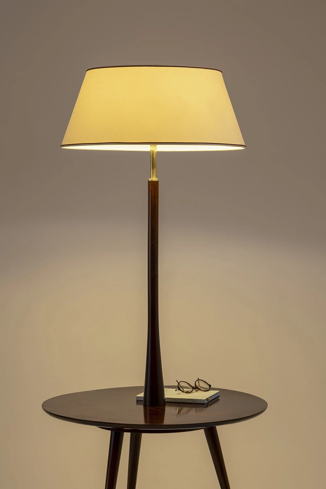 Floor light - Gino Sarfatti - Floor light - Galerie kreo