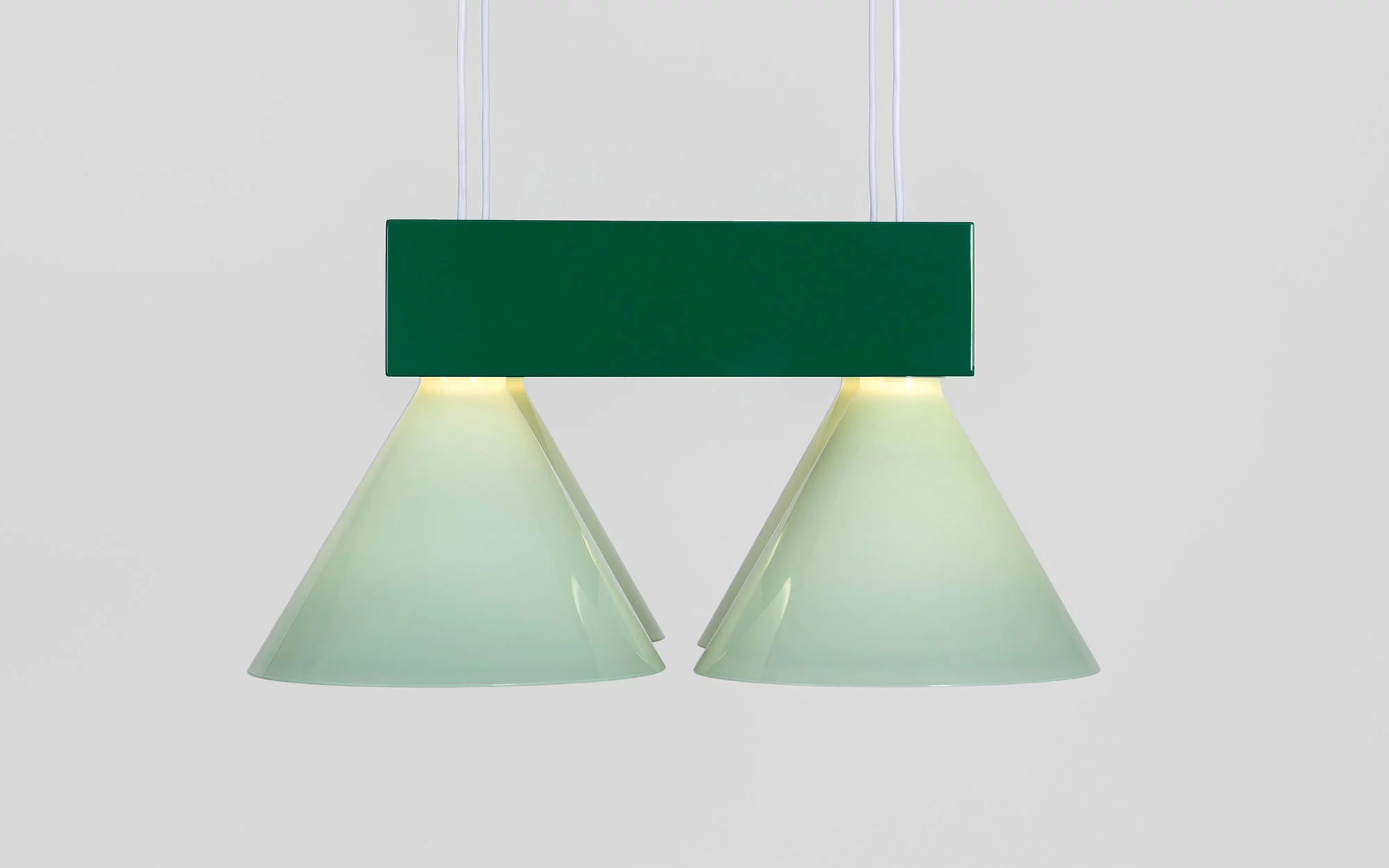 Signal C4S MONOCHROMATIC - Edward and Jay Barber and Osgerby - Pendant light - Galerie kreo