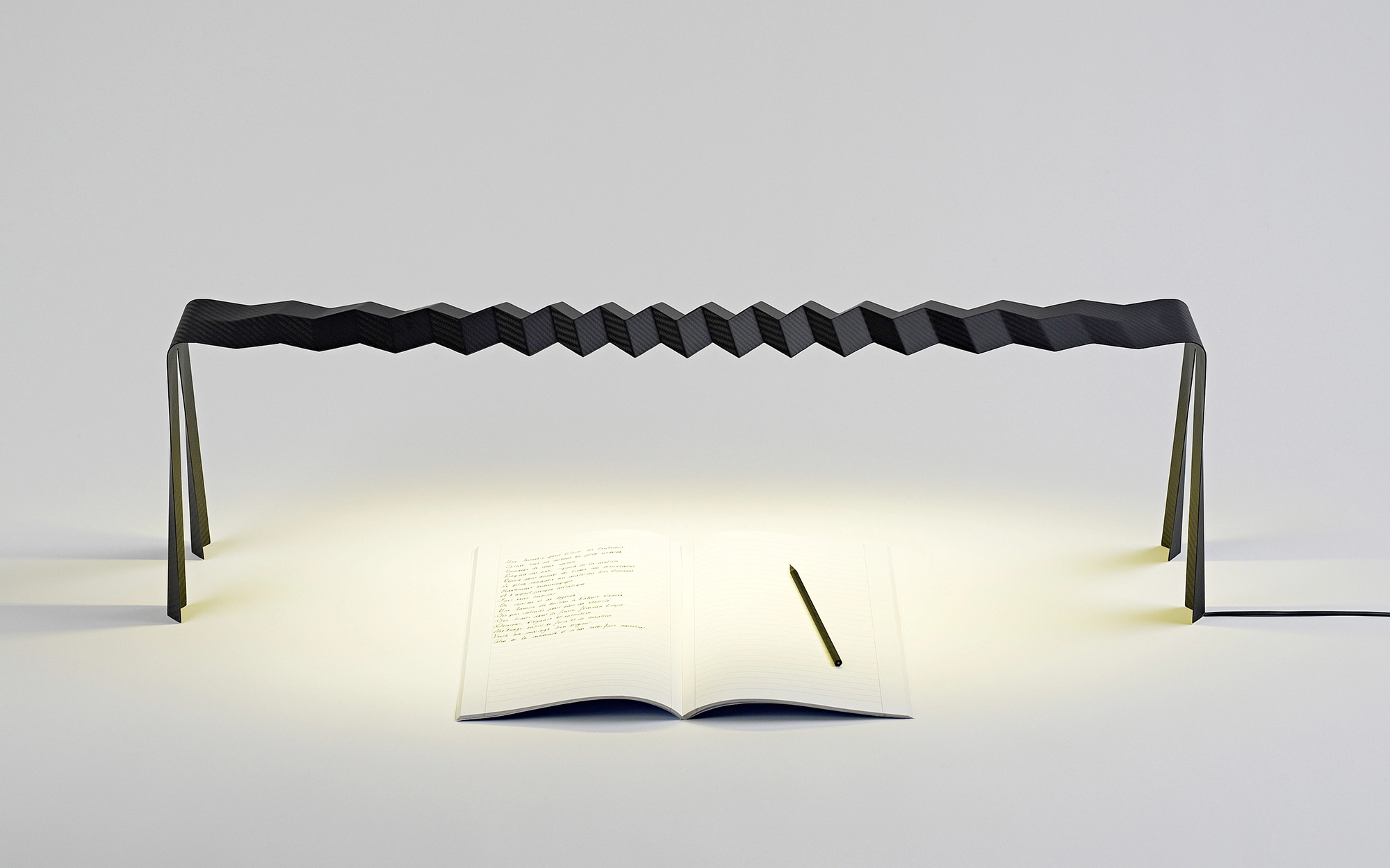 Slim and Strong - Delphine Frey - Table light - Galerie kreo