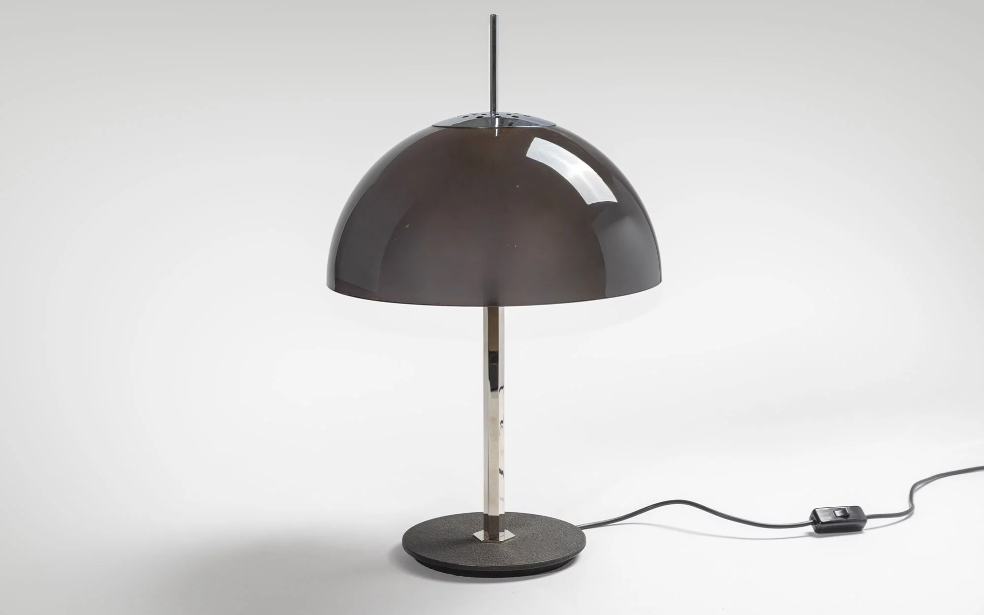 584/G (grey) - Gino Sarfatti - Table light - Galerie kreo