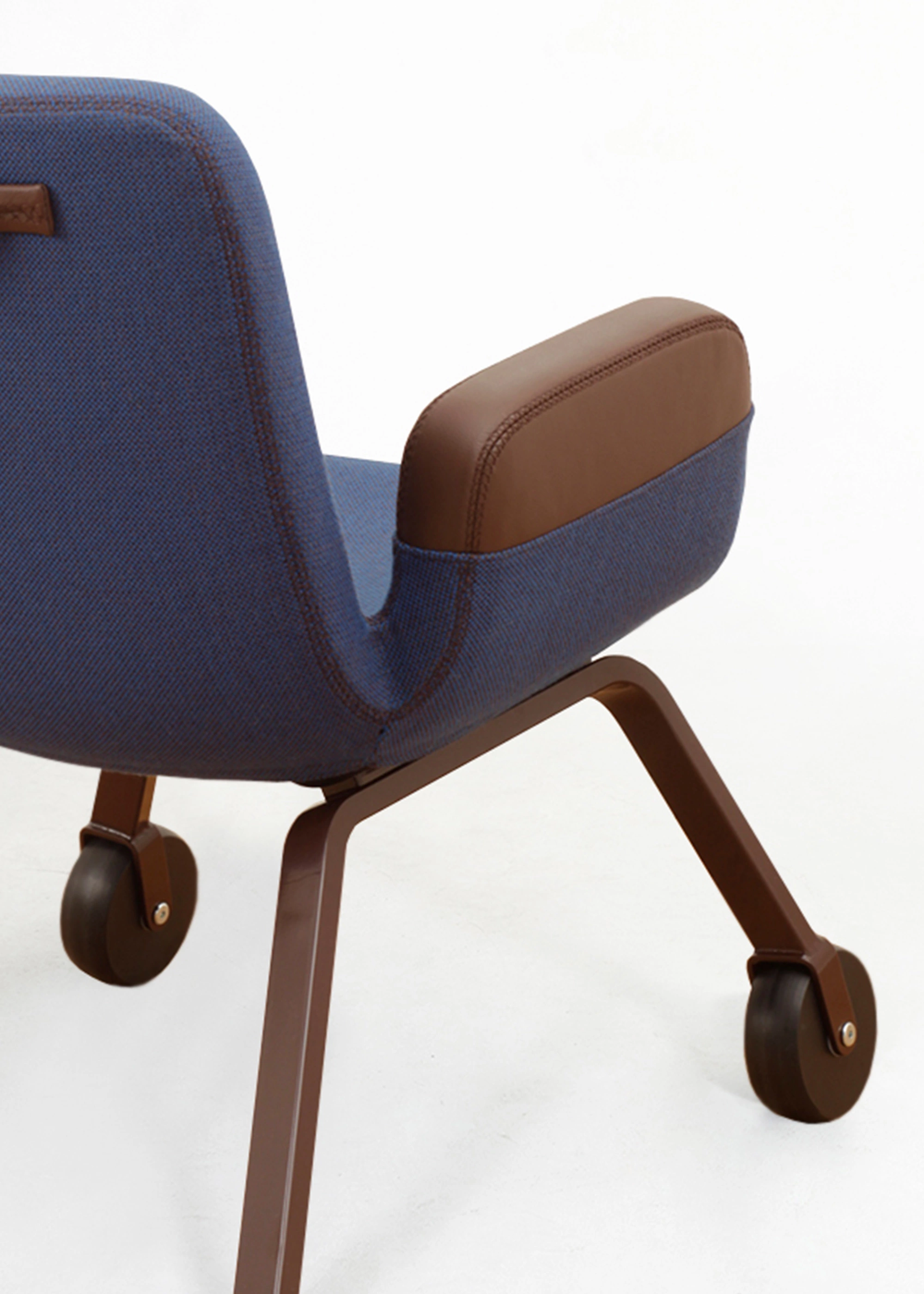 UN Lounge Chair - Hella Jongerius - Chair - Galerie kreo