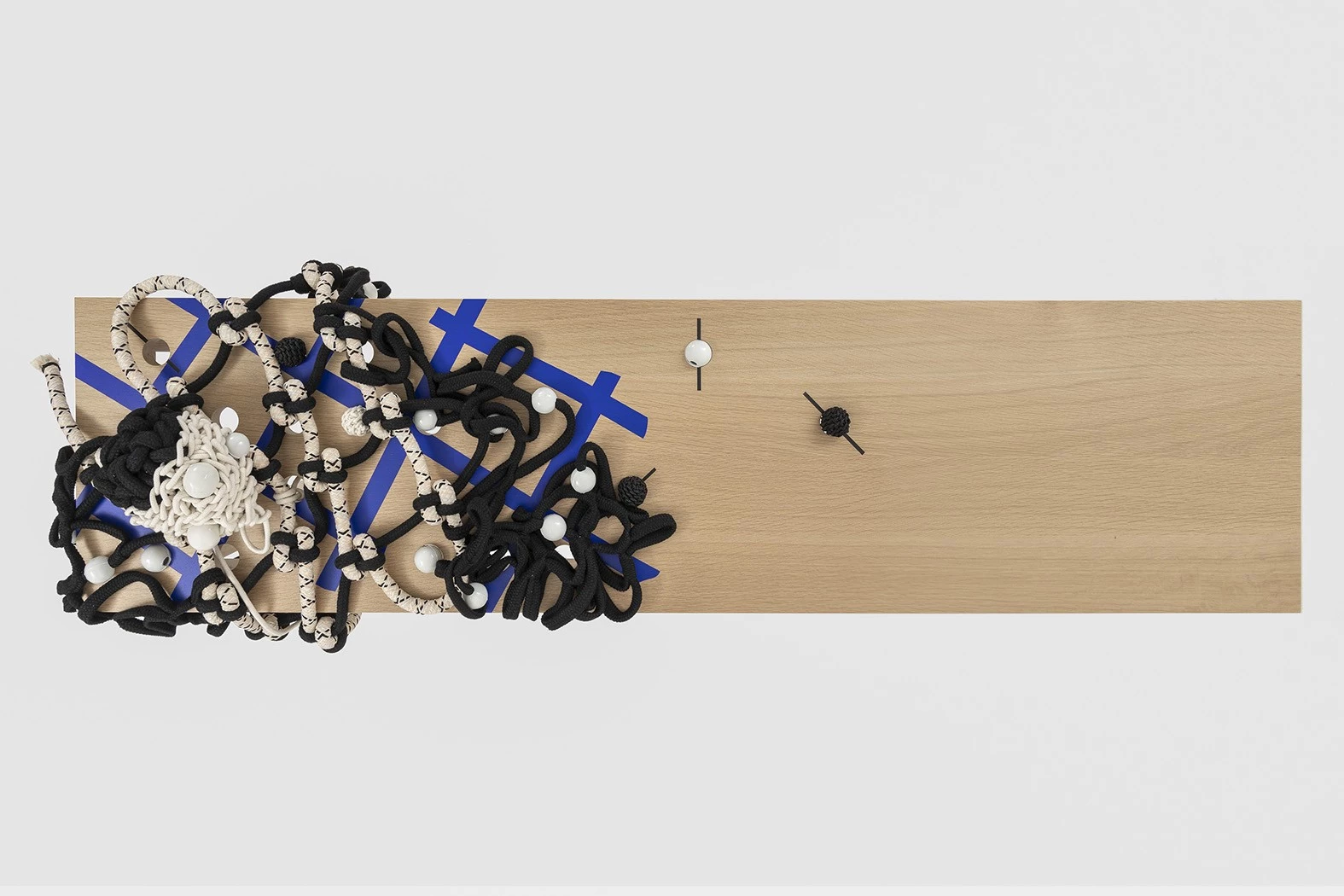 Beads C - Hella Jongerius - Console - Galerie kreo