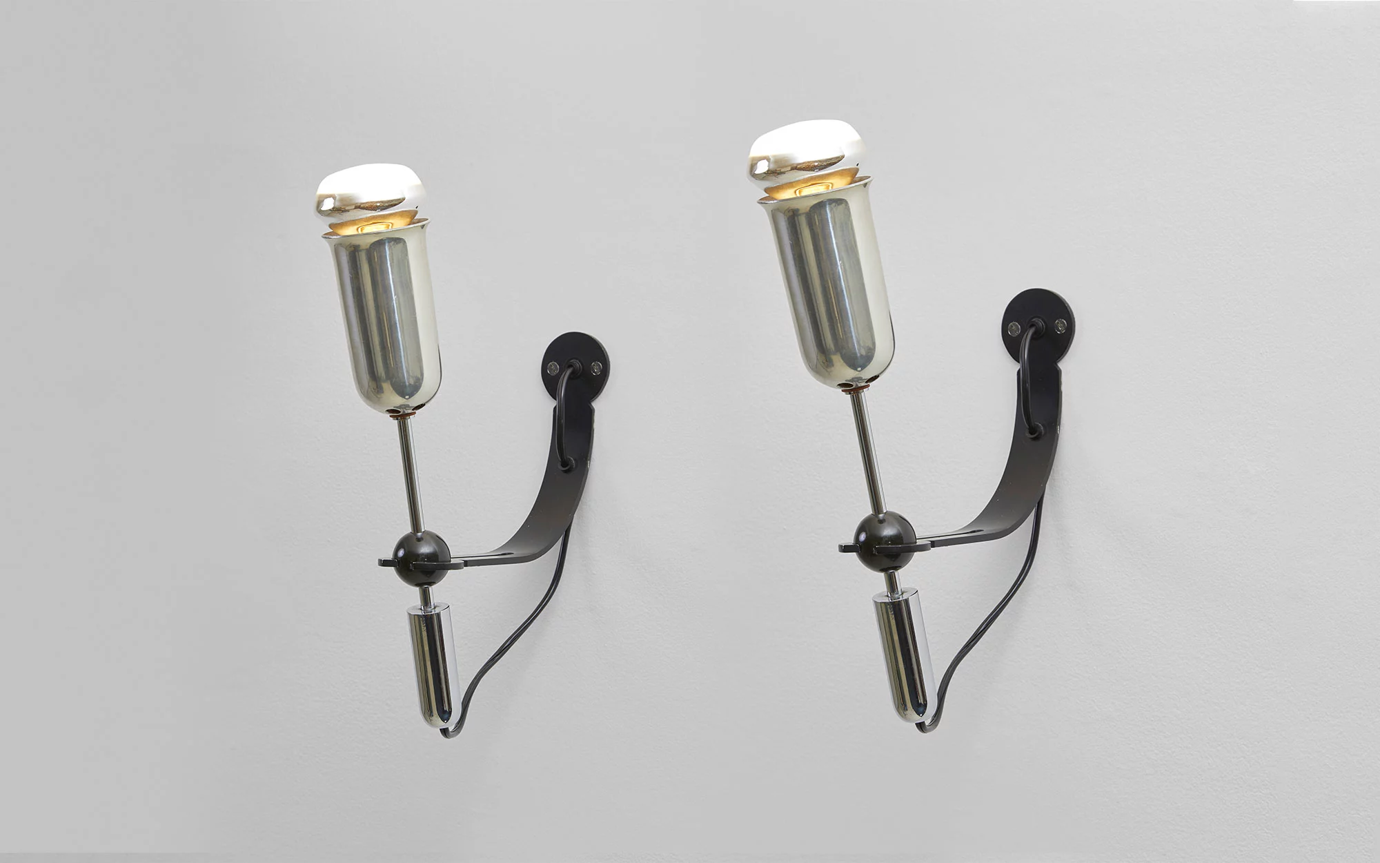 39 - Gino Sarfatti - Ceiling light - Galerie kreo