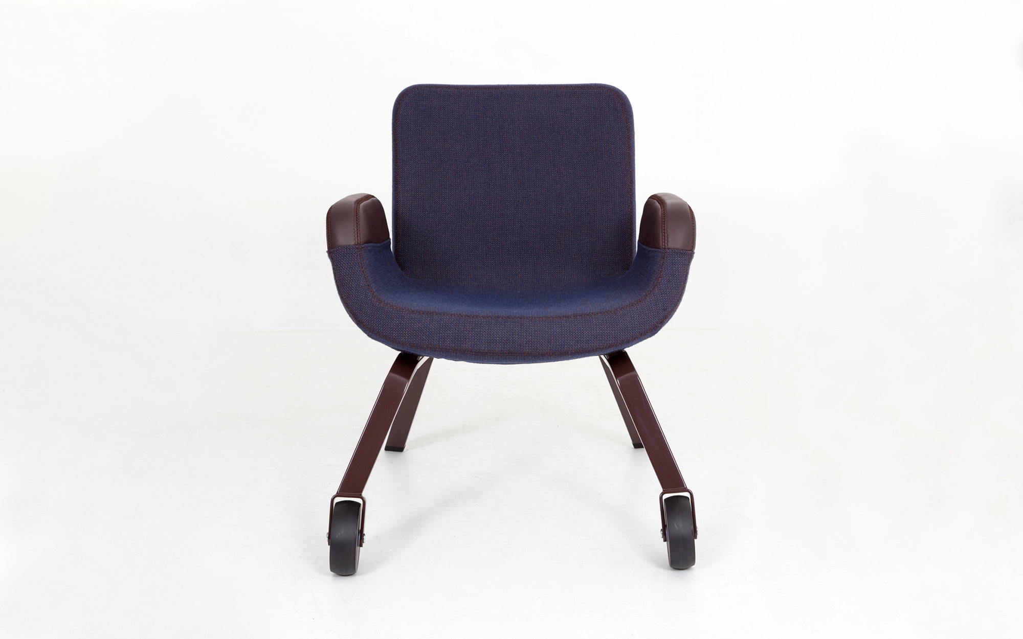 UN Lounge Chair - Hella Jongerius - .