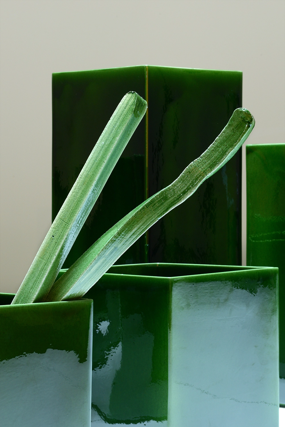 Vase Losange 84 green - Ronan & Erwan Bouroullec - Vase - Galerie kreo