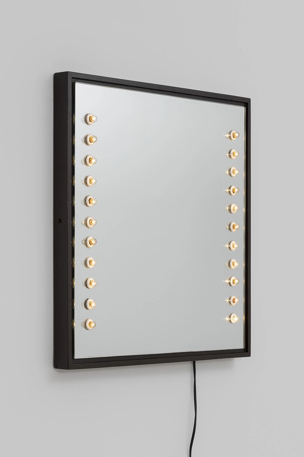 52 (brown) - Gino Sarfatti - Wall light - Galerie kreo