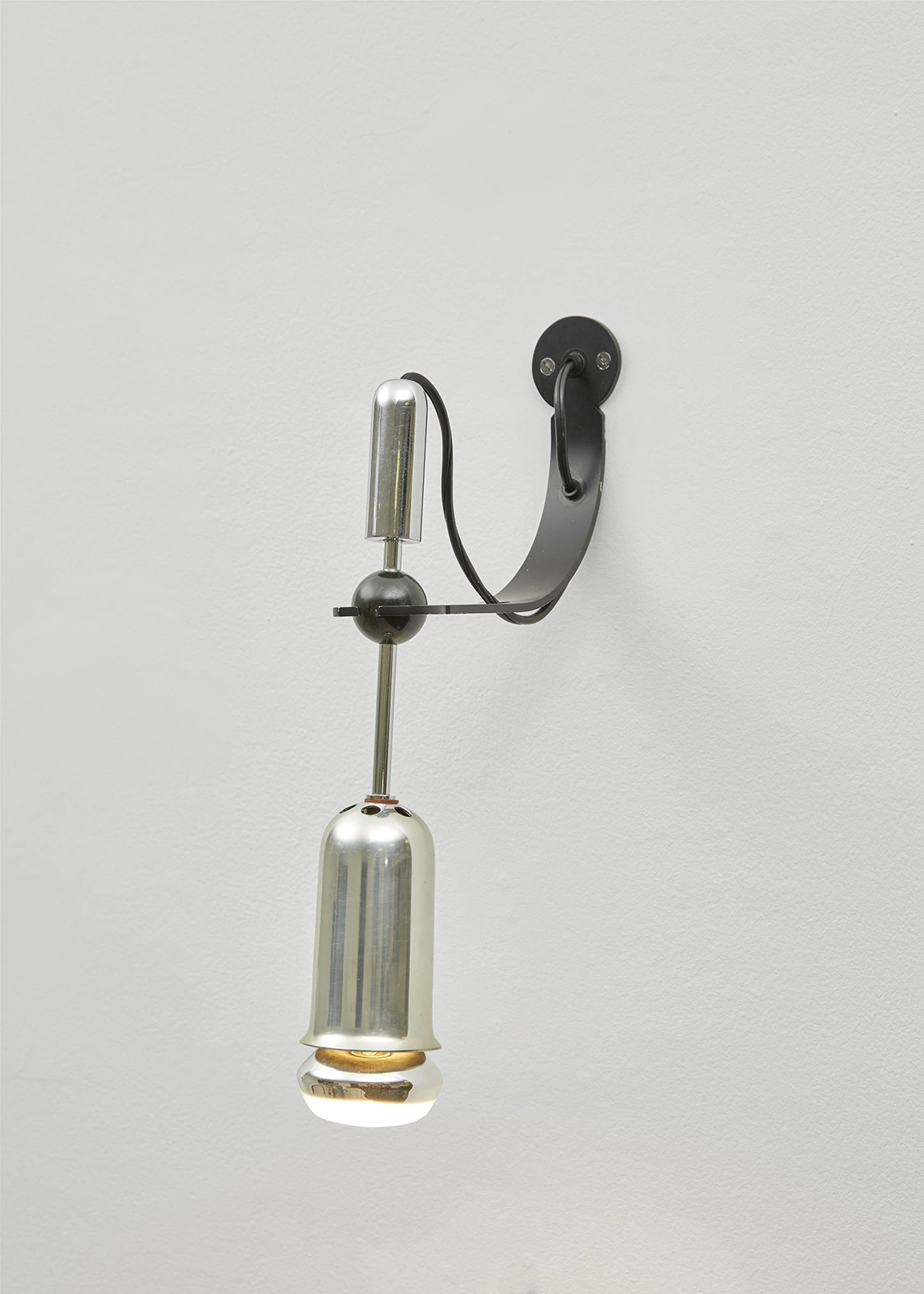 39 - Gino Sarfatti - Wall light - Galerie kreo