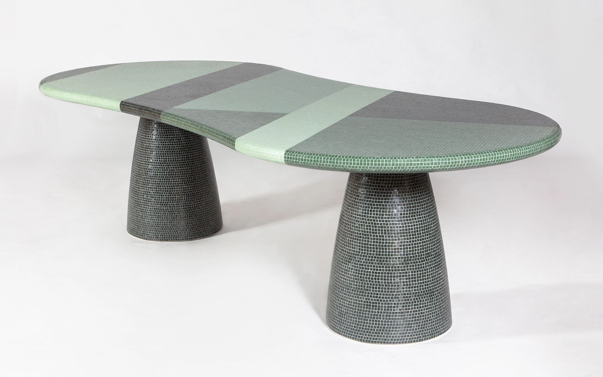 Umbria Dining Table - Alessandro Mendini - Floor light - Galerie kreo