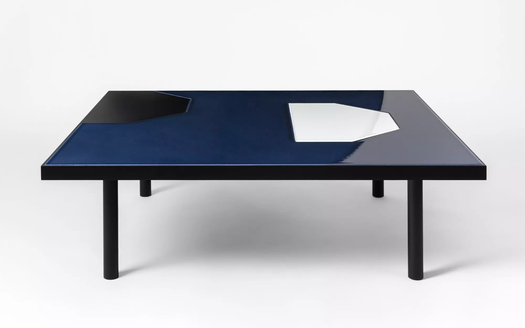 Translation Poligono Coffee Table - Pierre Charpin - Table - Galerie kreo