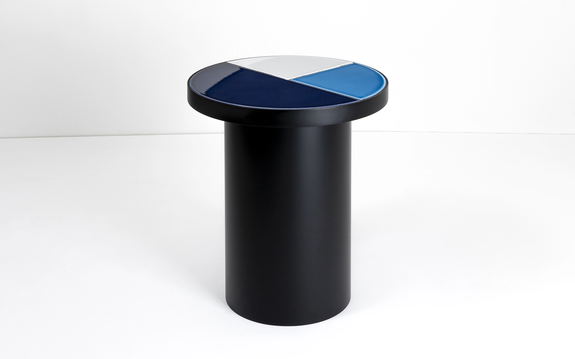 Fraction - multicolor Side Table - Pierre Charpin - Side table - Galerie kreo