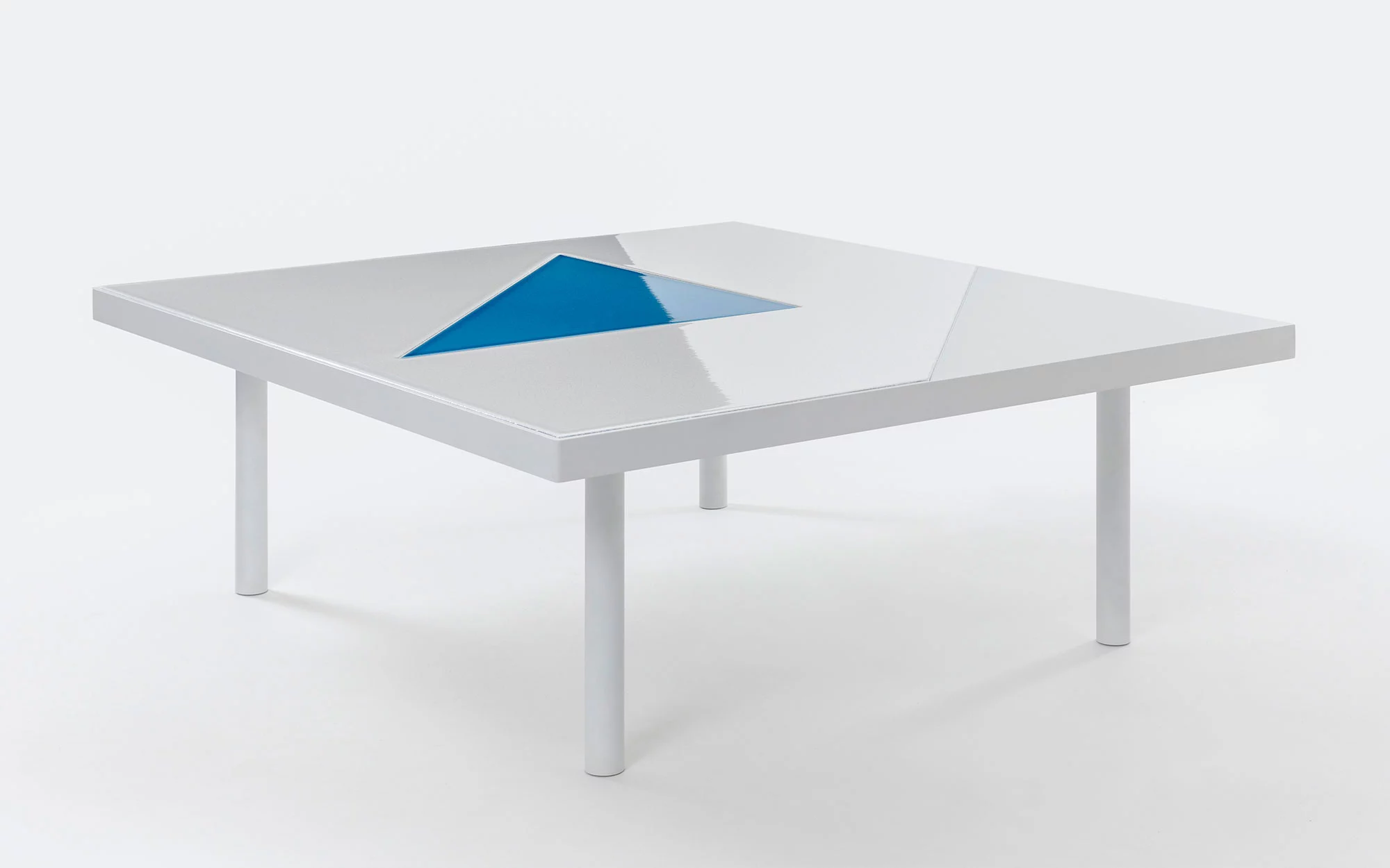 Translation Triangolo Coffee Table - Pierre Charpin - Coffee table - Galerie kreo