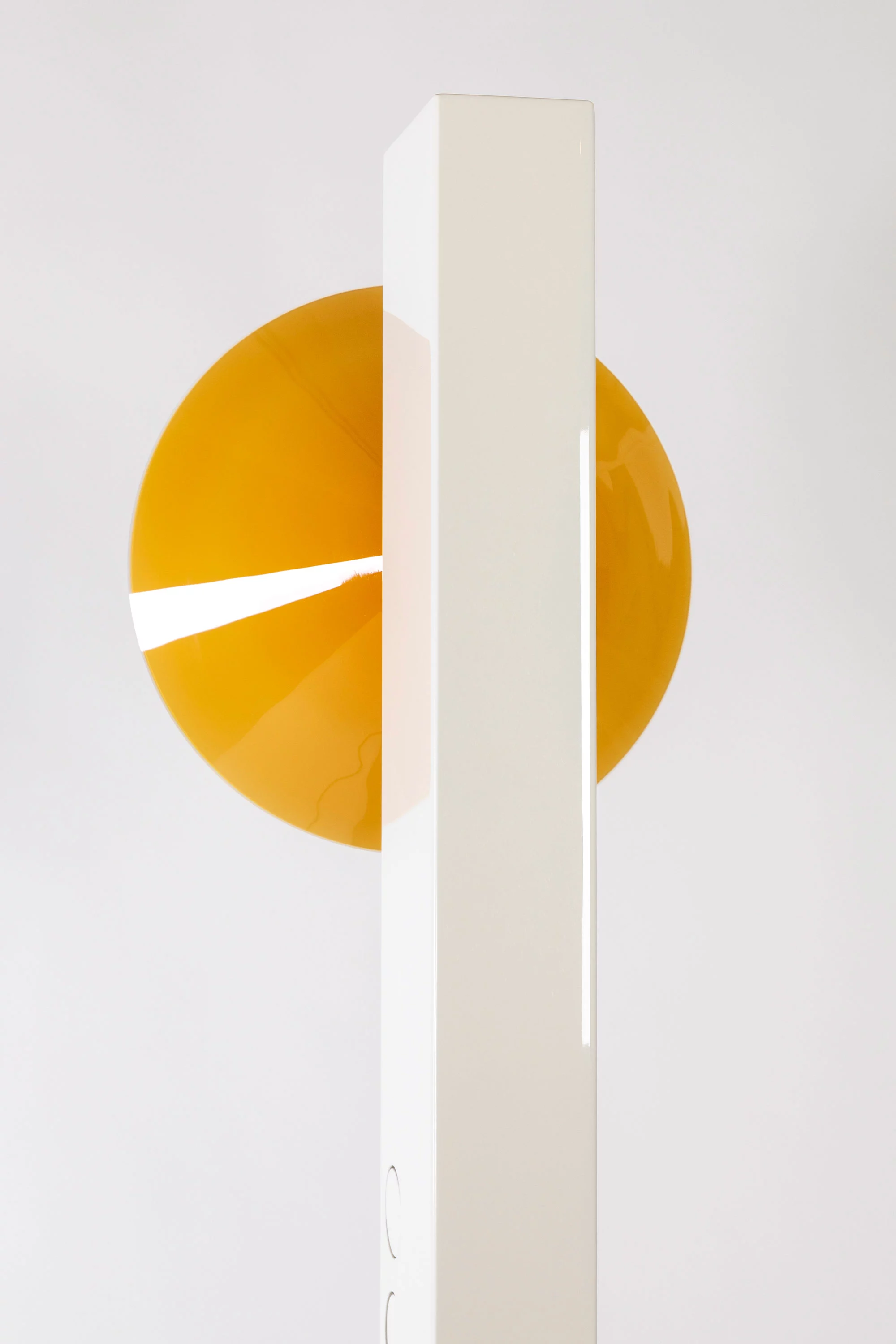 Signal F2 POLYCHROMATIC - Edward and Jay Barber and Osgerby - Floor light - Galerie kreo