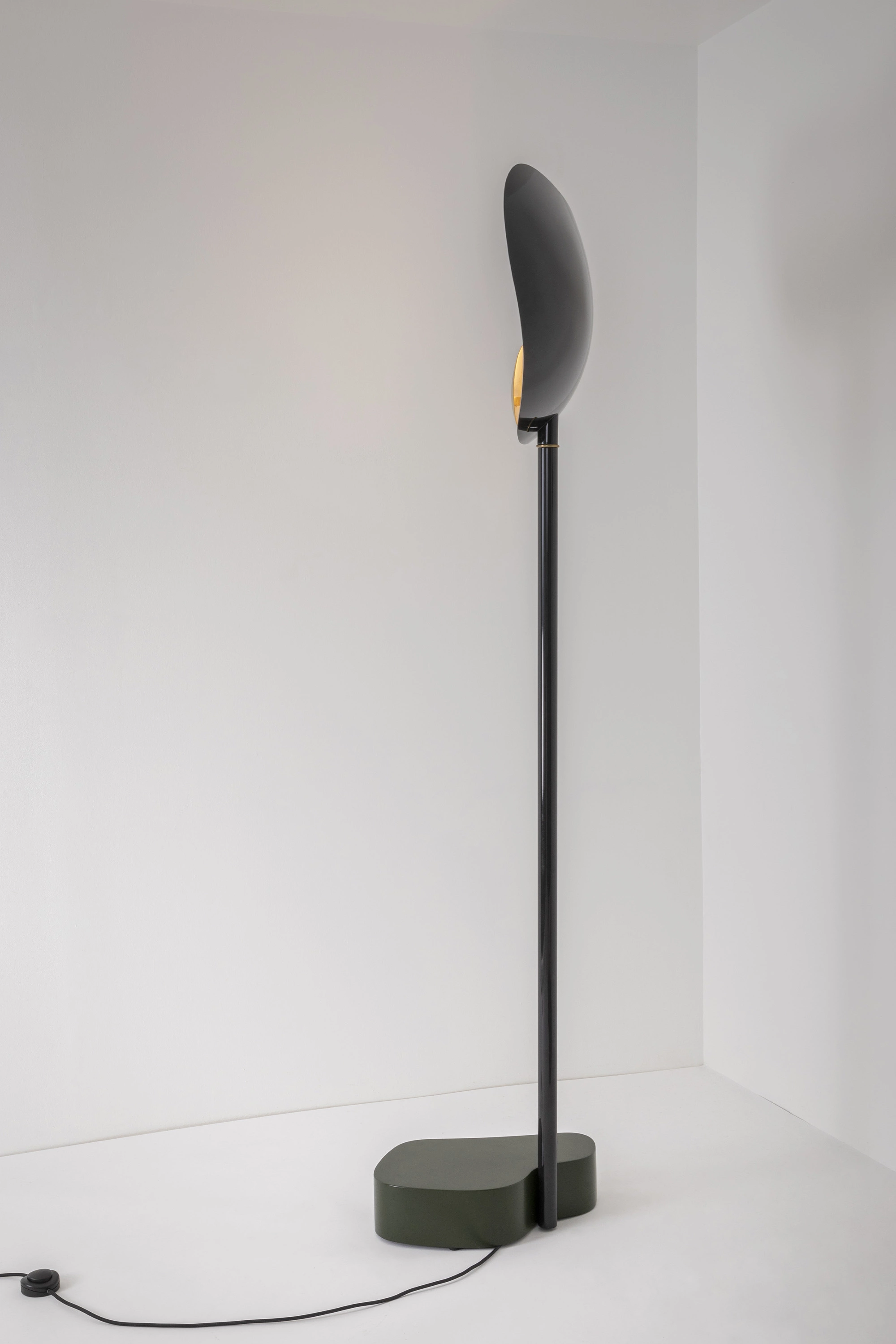 Object of Devotion - Doshi Levien - Floor light - Galerie kreo