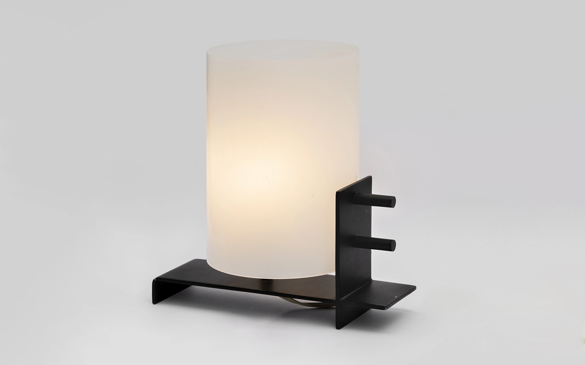 Lampe perspex & metal - Georges Frydman - Table light - Galerie kreo