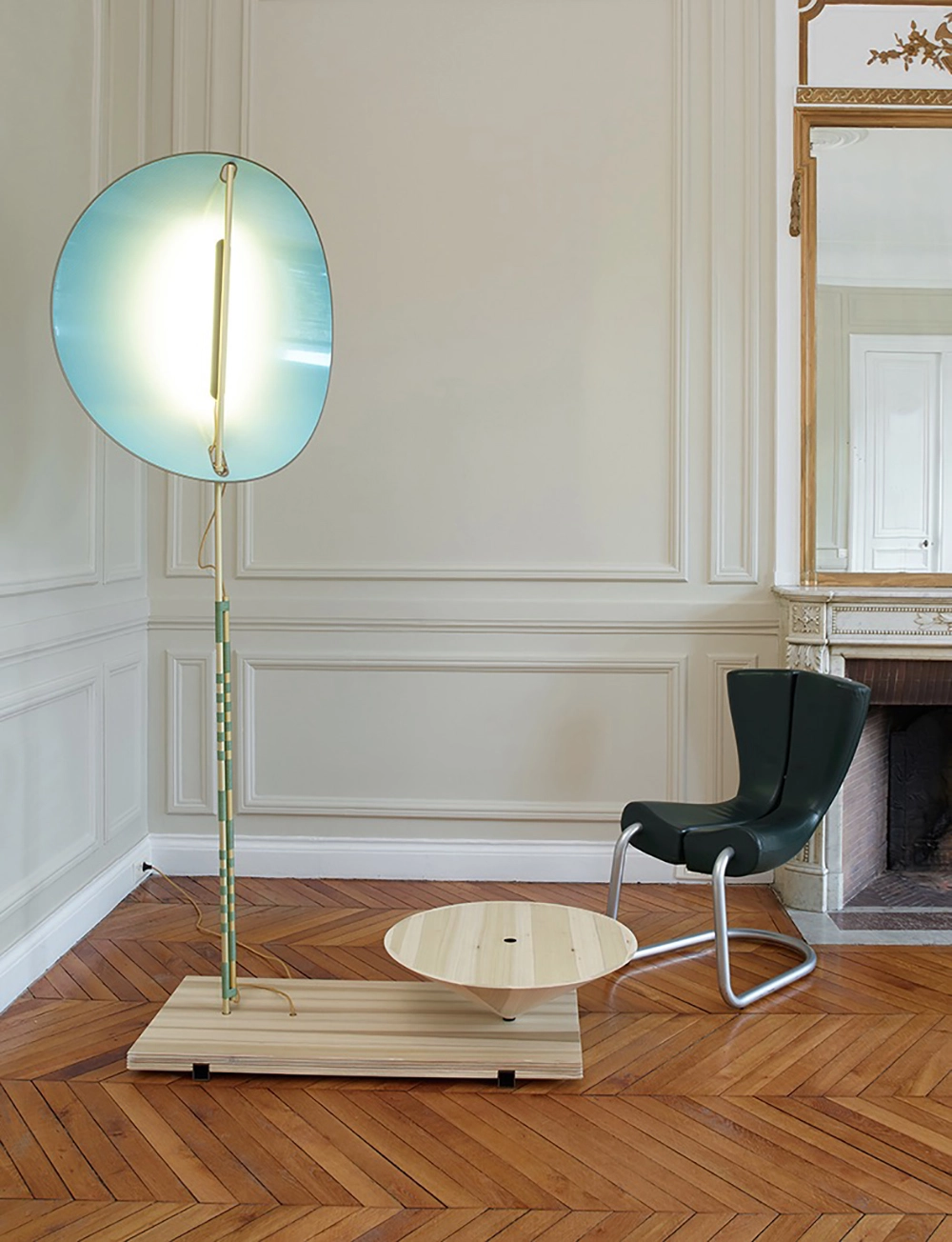 Makoto (Truth) - Studio Wieki Somers - Floor light - Galerie kreo