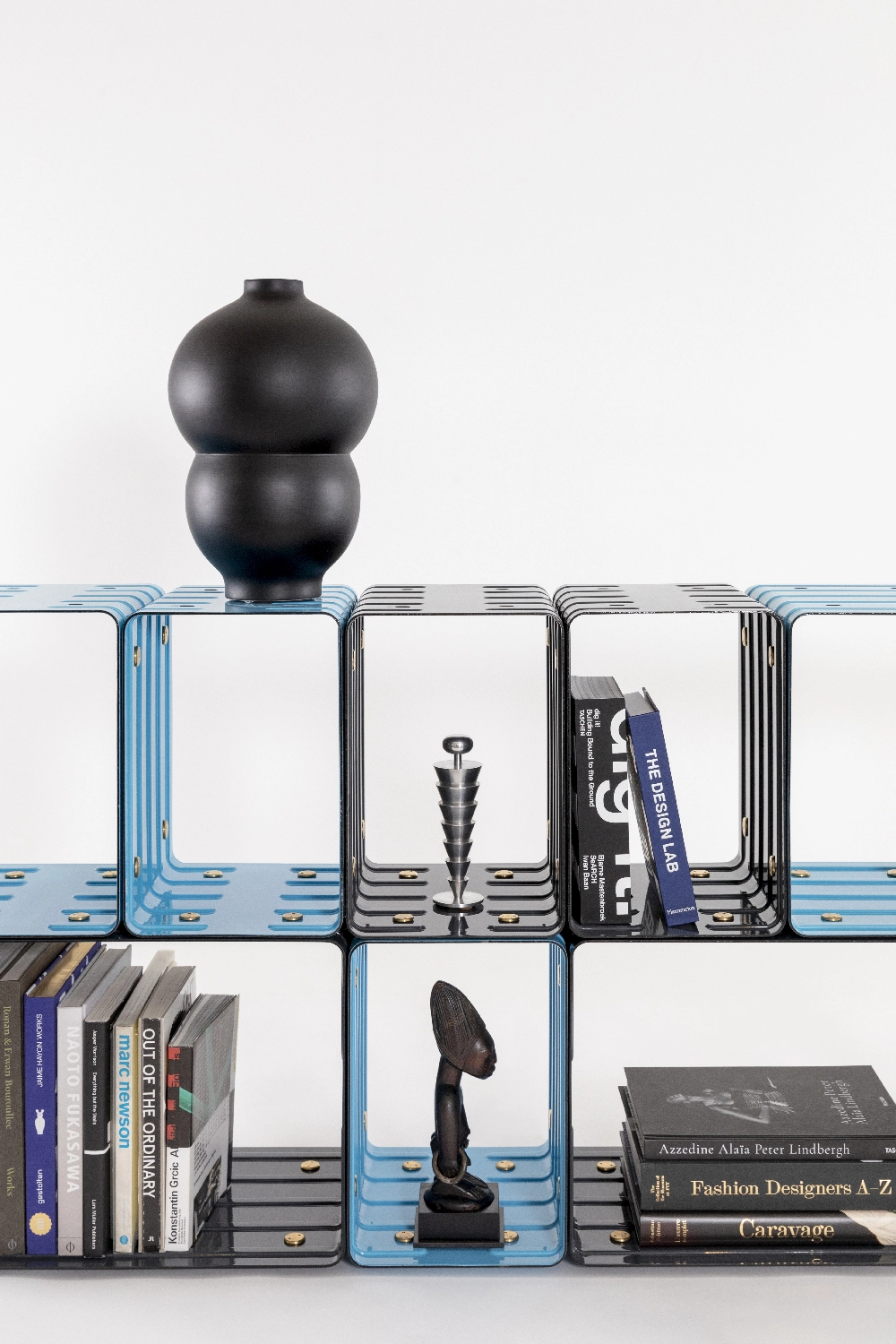 Quobus 1,3,6 two-colored - Marc Newson - Bookshelf - Galerie kreo