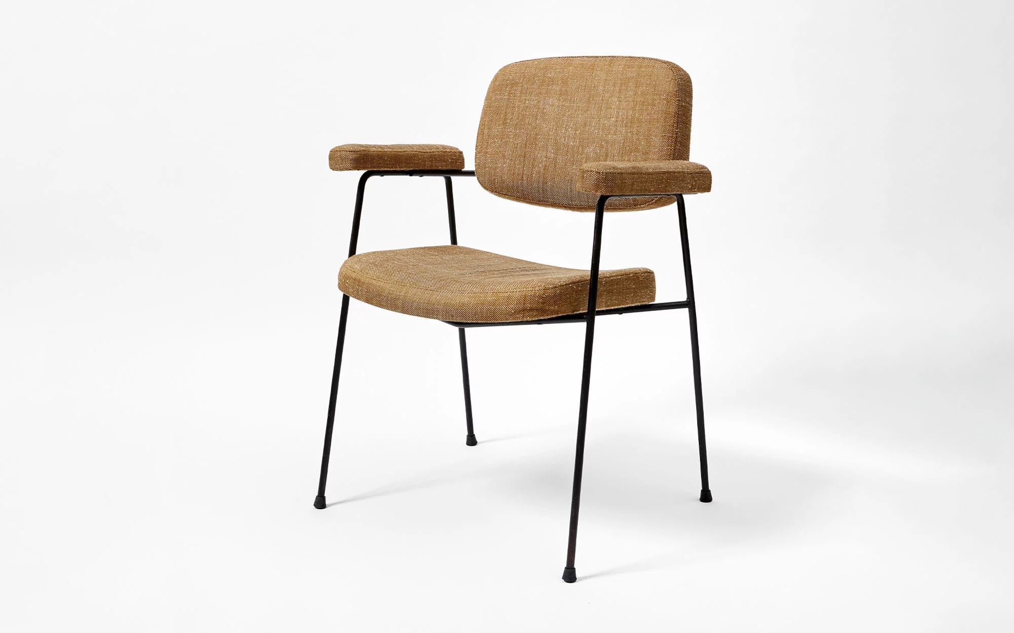 Armchair CM 197  - Pierre Paulin - 'The Office' .