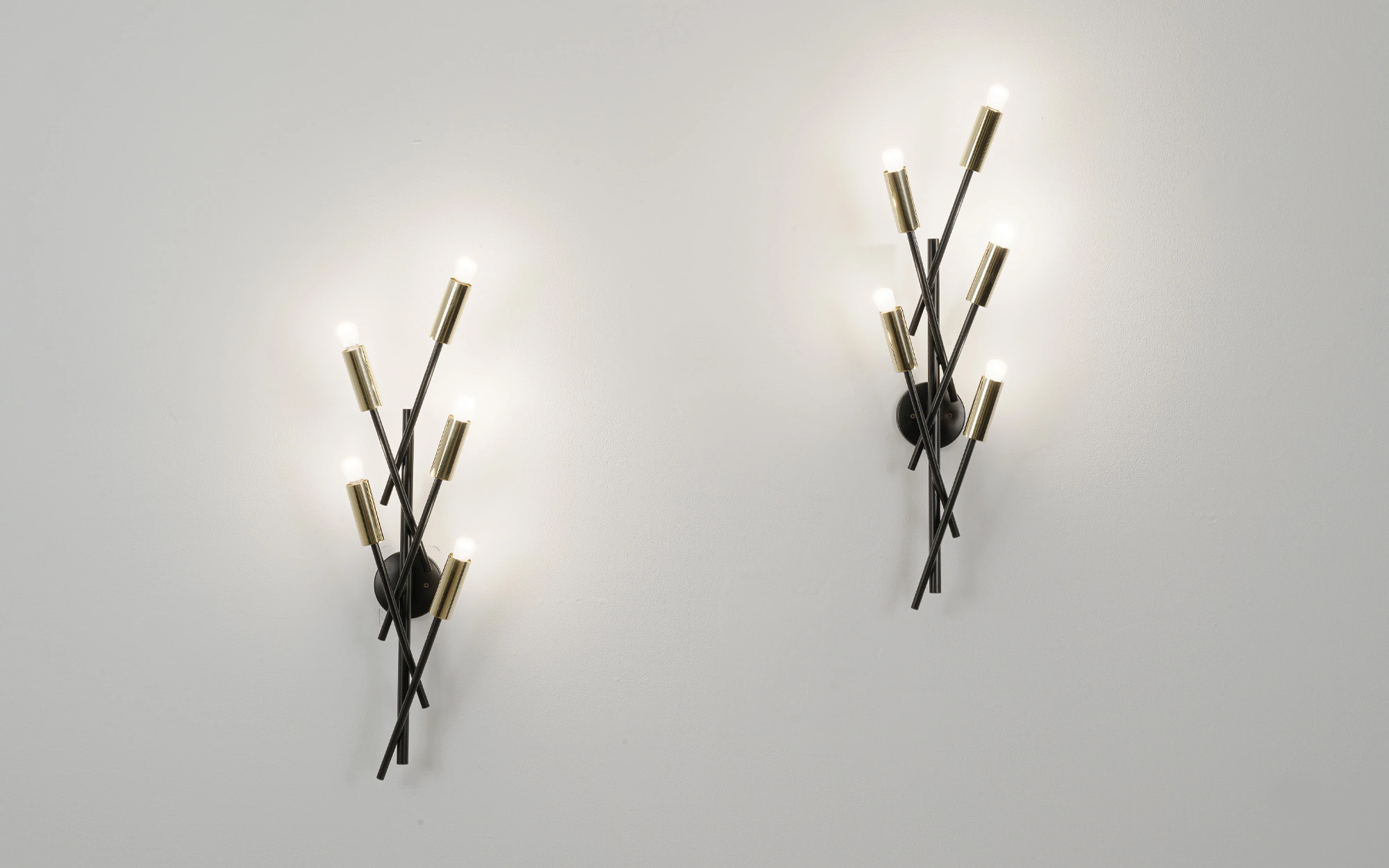 Wall light - Anonymous - Floor light - Galerie kreo