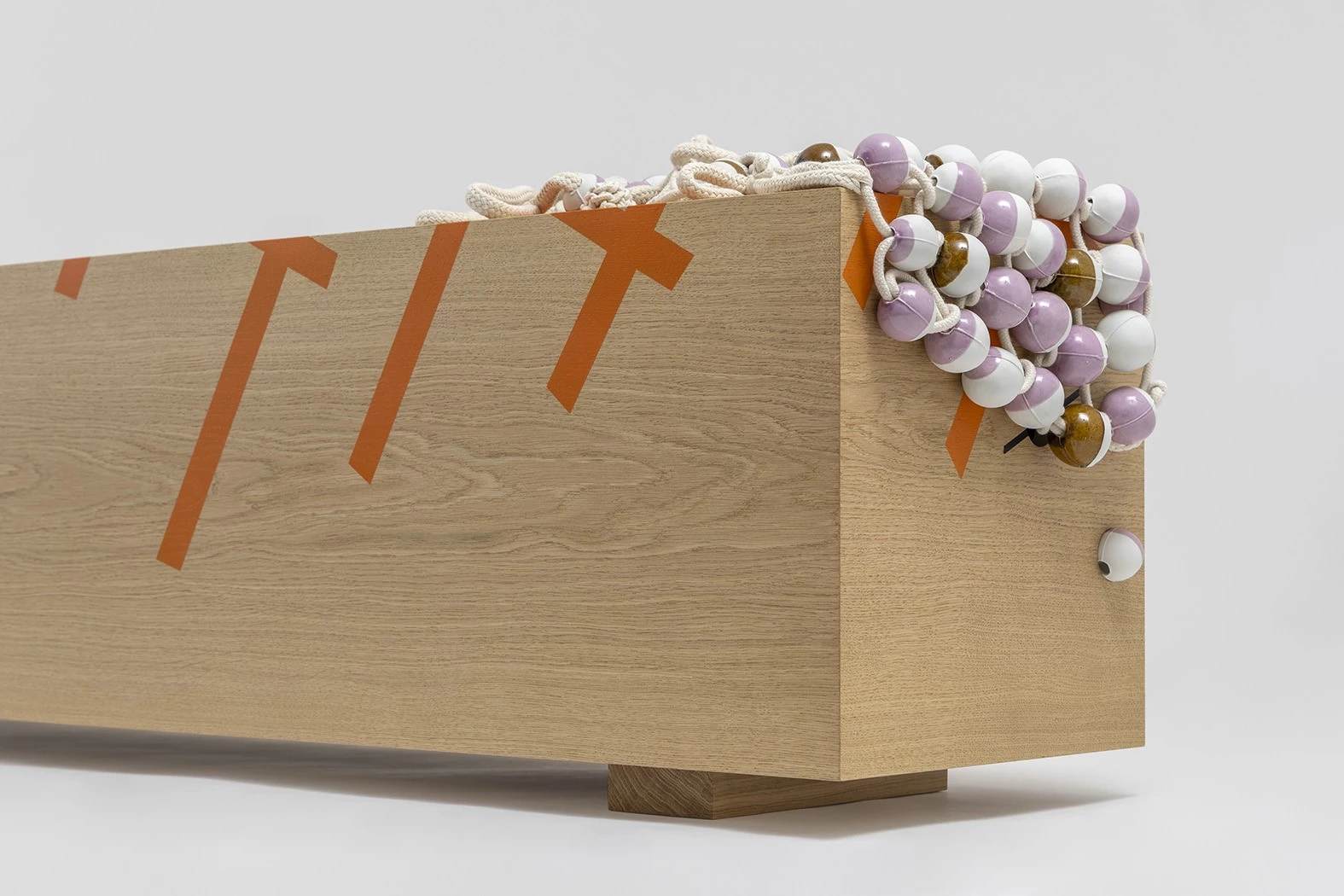 Beads B - Hella Jongerius - Bench - Galerie kreo