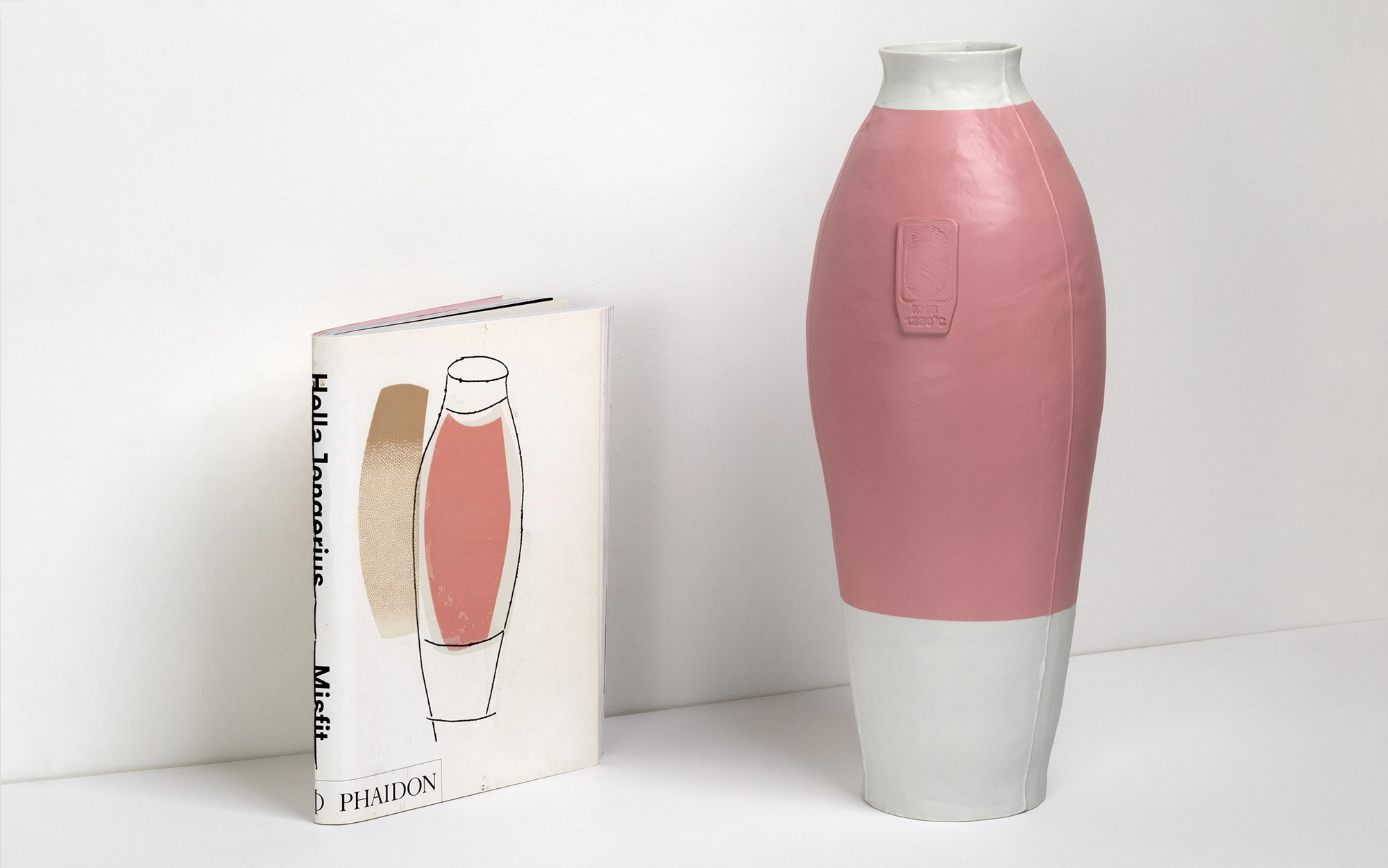 Colored Vases RAL 3015 (LIGHT PINK) - Hella Jongerius - Vase - Galerie kreo
