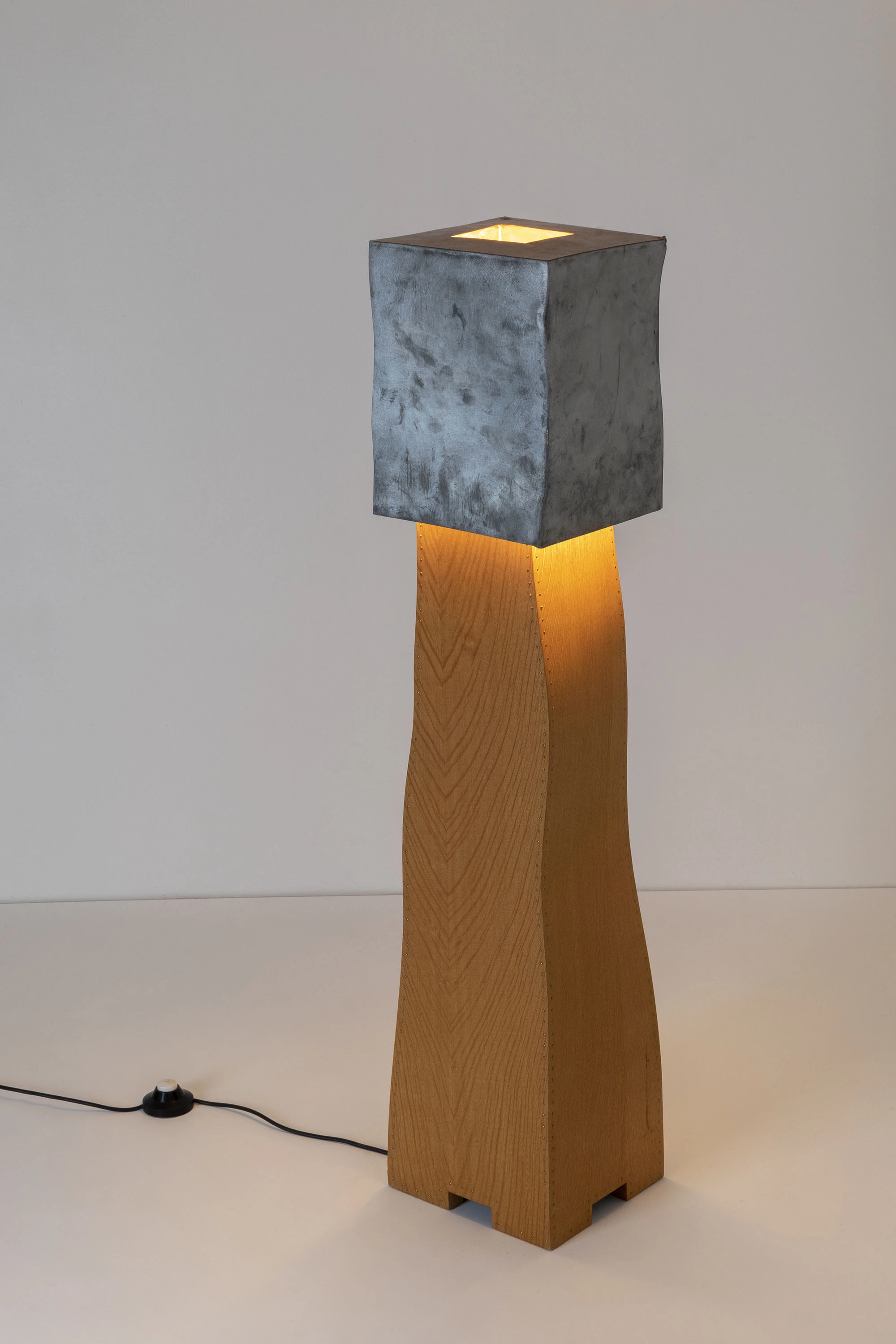 Floor light - Pucci de Rossi  - Floor light - Galerie kreo