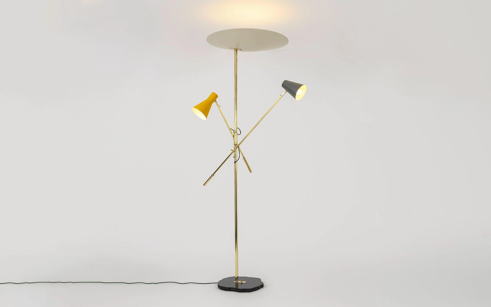 1050/2 - Gino Sarfatti - Floor light - Galerie kreo