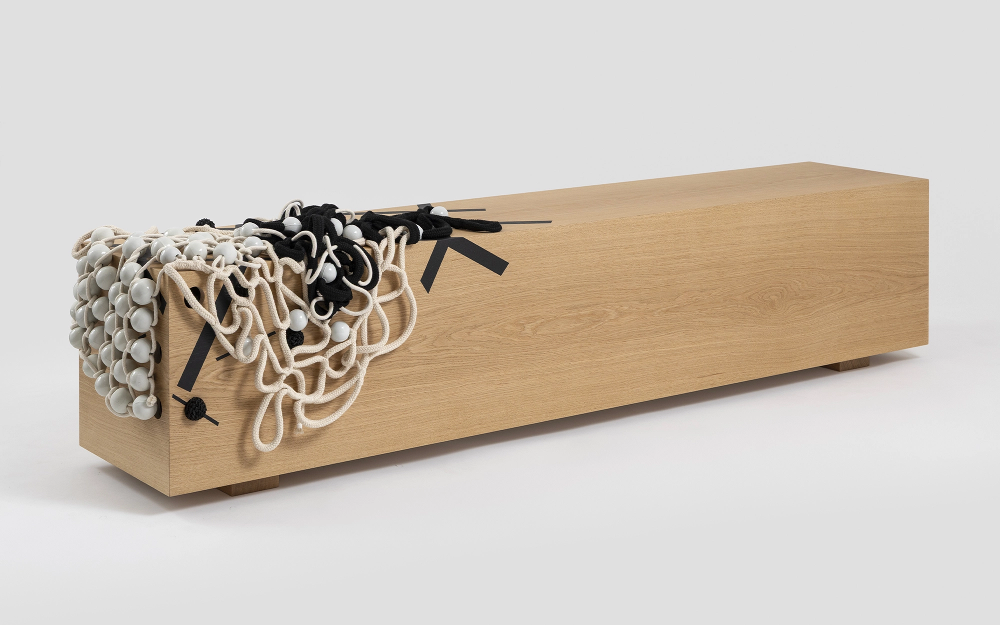 Beads B - Hella Jongerius - Bench - Galerie kreo