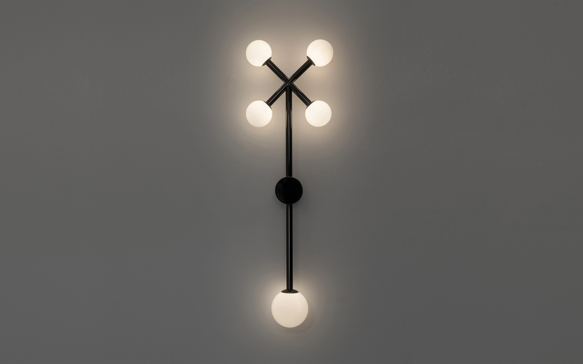 Wink lacquered - Jaime Hayon - wall-light - Galerie kreo