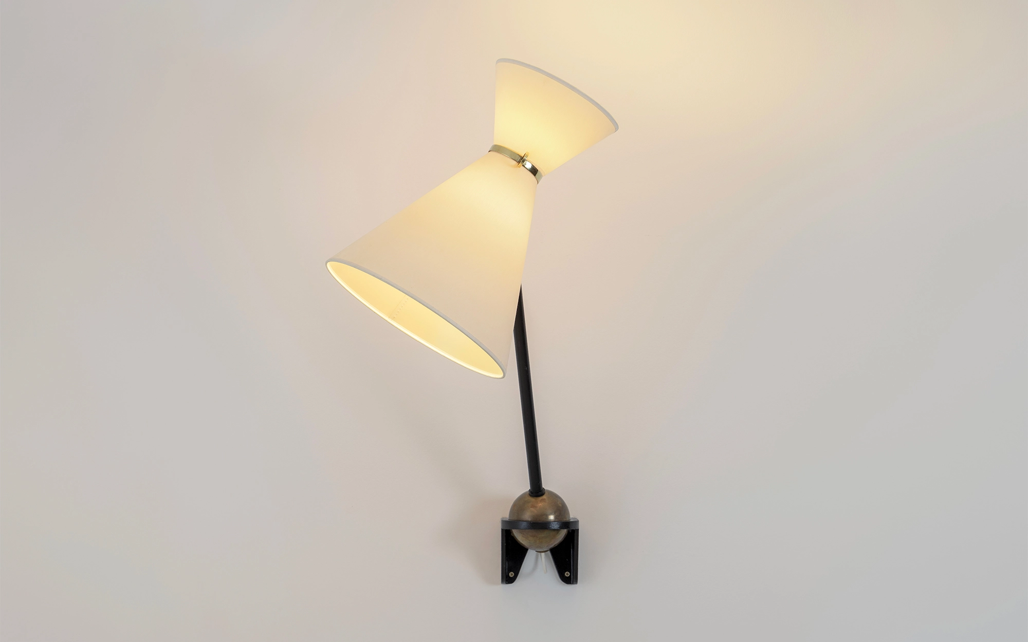23 - Robert Mathieu - Wall light - Galerie kreo